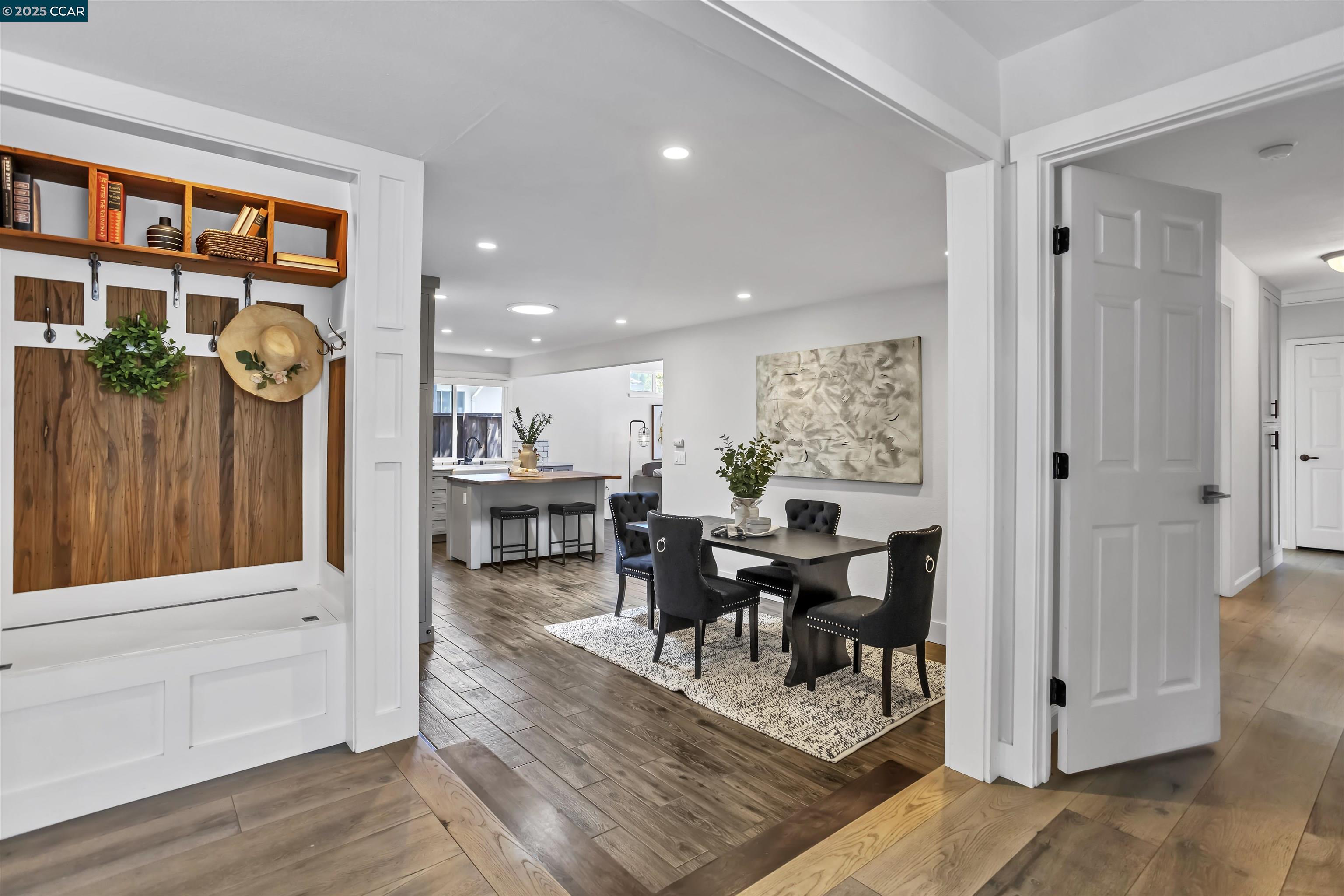 Detail Gallery Image 8 of 35 For 154 Venado Way, San Jose,  CA 95123 - 4 Beds | 2 Baths