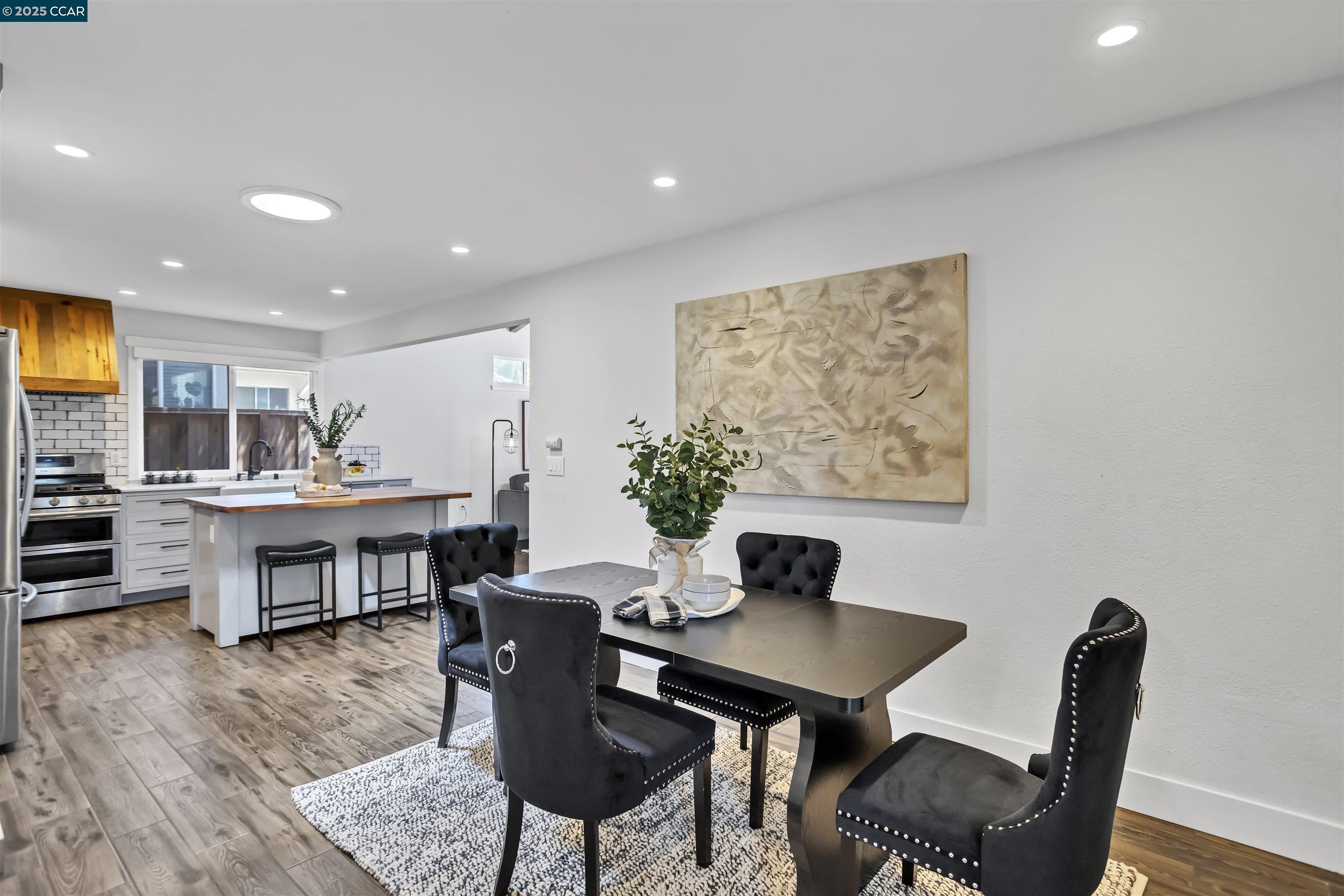 Detail Gallery Image 9 of 35 For 154 Venado Way, San Jose,  CA 95123 - 4 Beds | 2 Baths