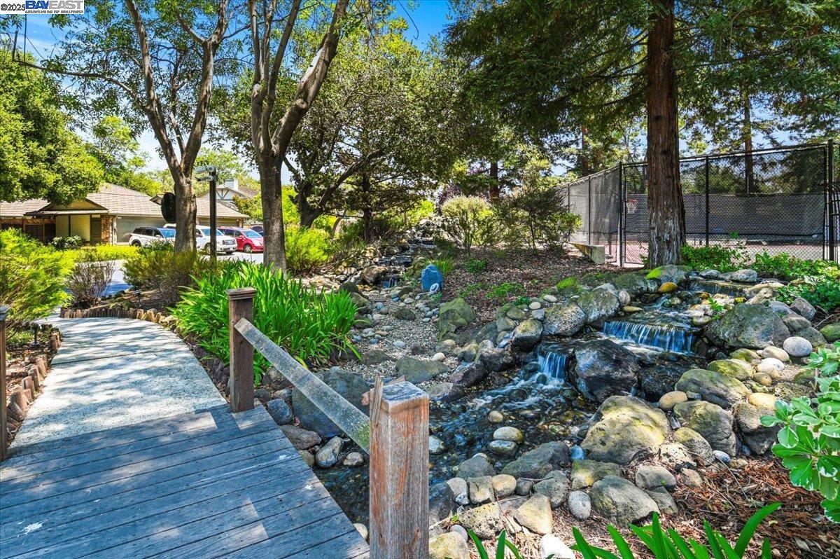 Detail Gallery Image 29 of 32 For 34256 Gadwall Cmn, Fremont,  CA 94555 - 3 Beds | 2/1 Baths