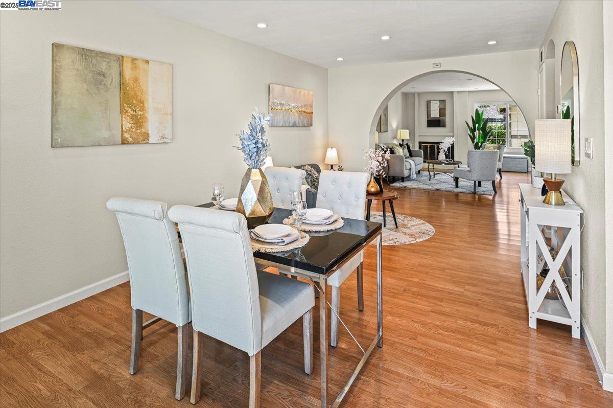 Detail Gallery Image 9 of 32 For 34256 Gadwall Cmn, Fremont,  CA 94555 - 3 Beds | 2/1 Baths