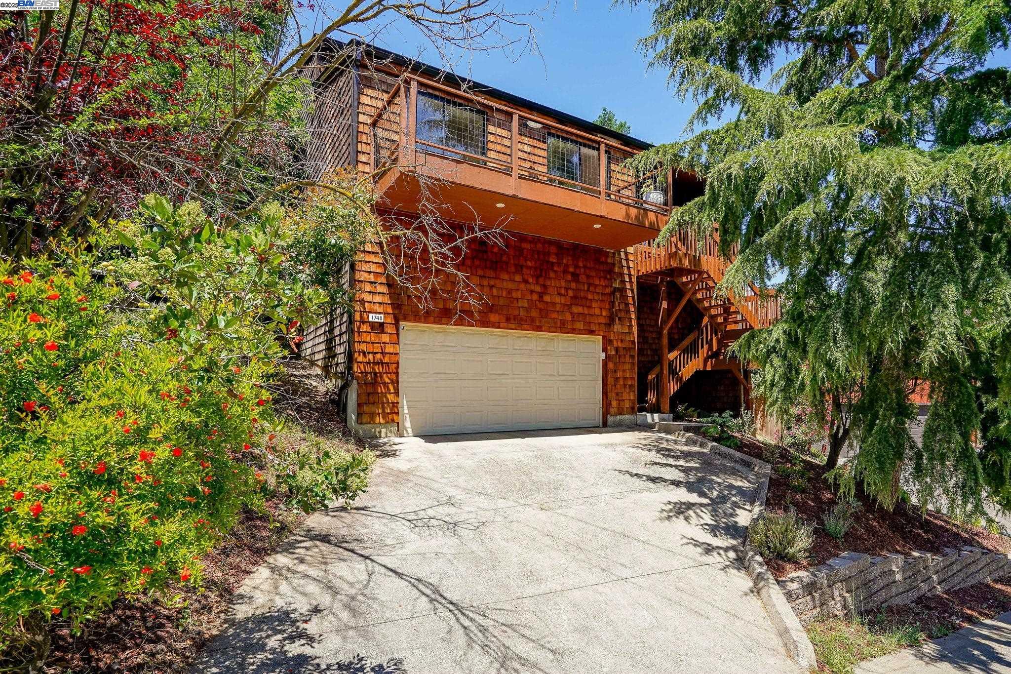 Detail Gallery Image 1 of 1 For 1748 Duncan Dr, Martinez,  CA 94553 - 4 Beds | 2/1 Baths