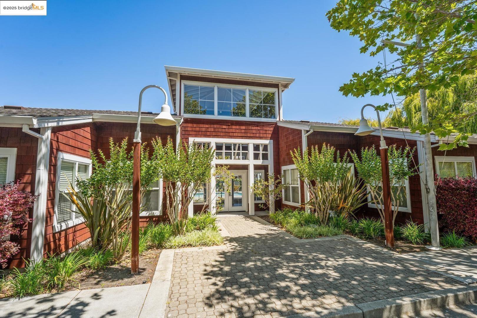 Photo #2: 41100077 Listing 