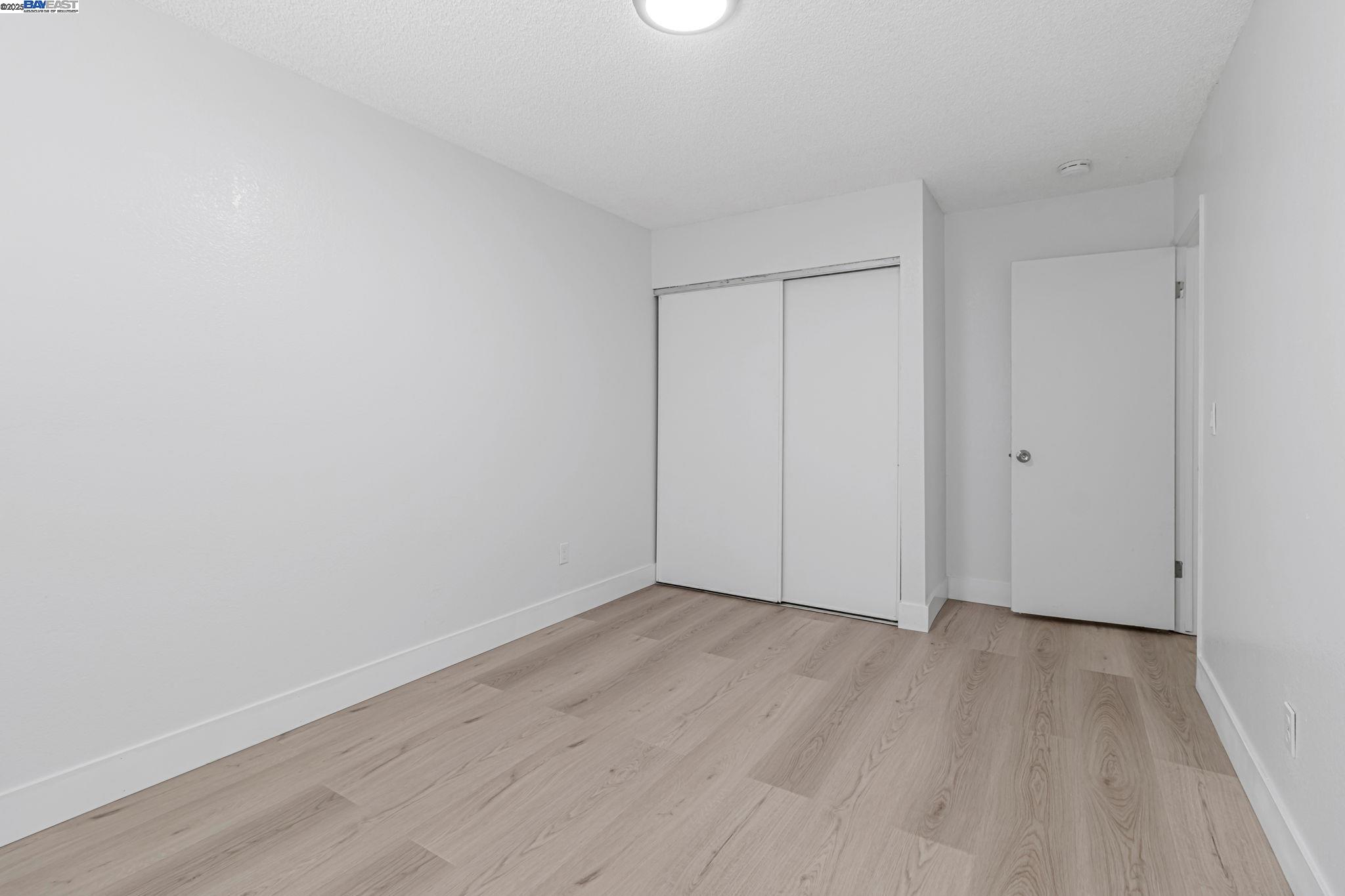 Detail Gallery Image 20 of 44 For 1290 Canterbury, Hercules,  CA 94547 - 3 Beds | 2 Baths