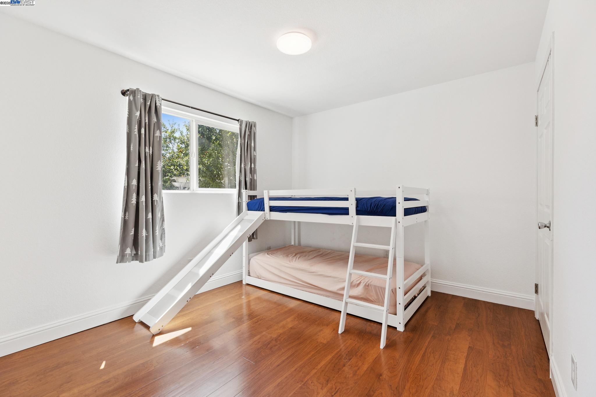 Detail Gallery Image 25 of 29 For 310 S Central Ave, Tracy,  CA 95376 - 3 Beds | 2 Baths