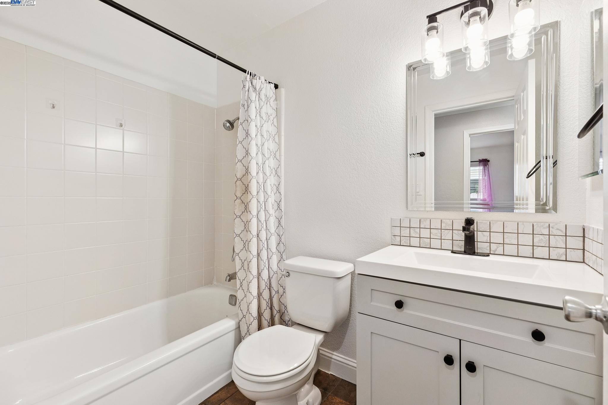 Detail Gallery Image 26 of 29 For 310 S Central Ave, Tracy,  CA 95376 - 3 Beds | 2 Baths