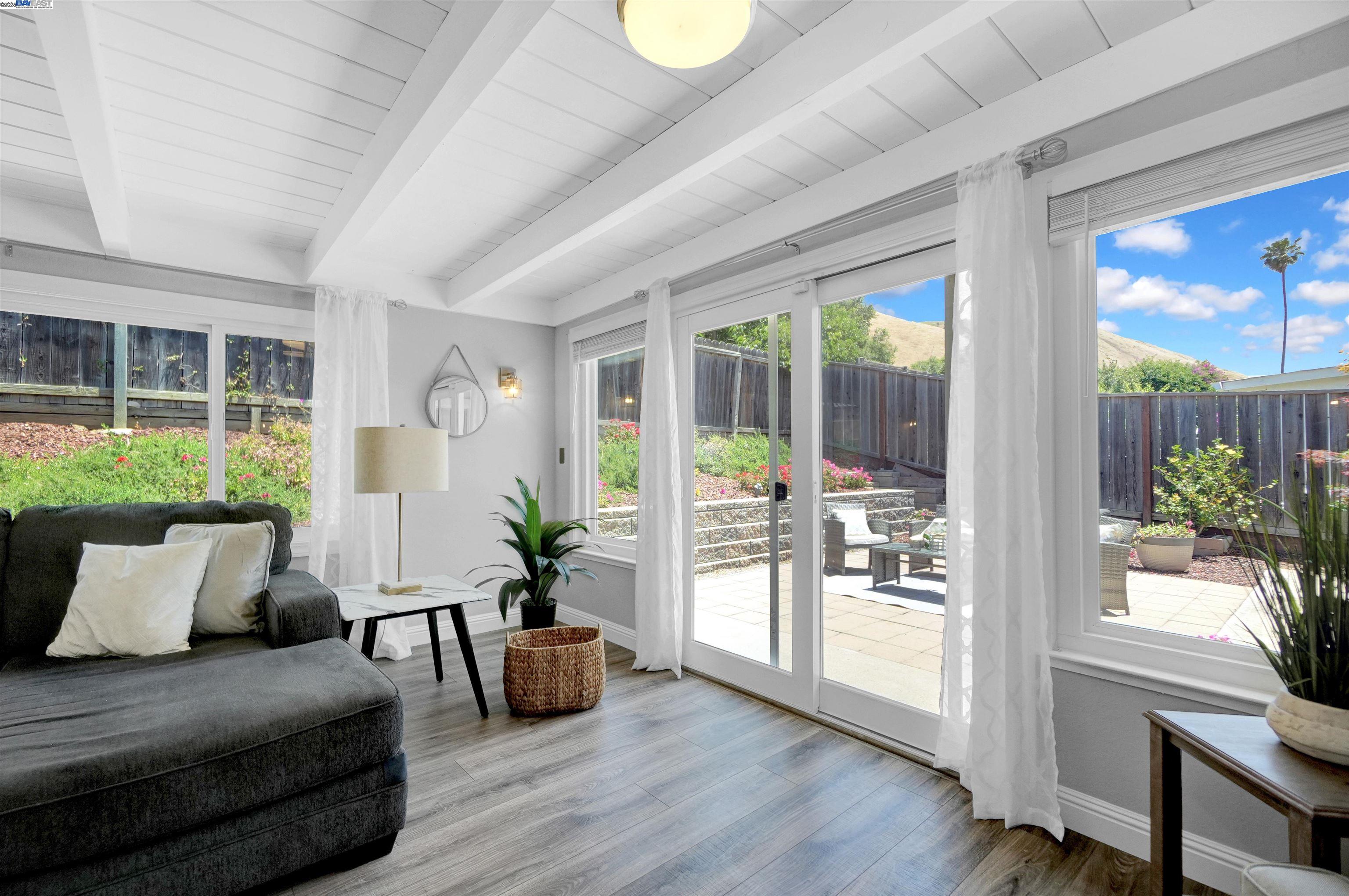 Detail Gallery Image 21 of 42 For 38392 Nebo Dr, Fremont,  CA 94536 - 3 Beds | 2 Baths