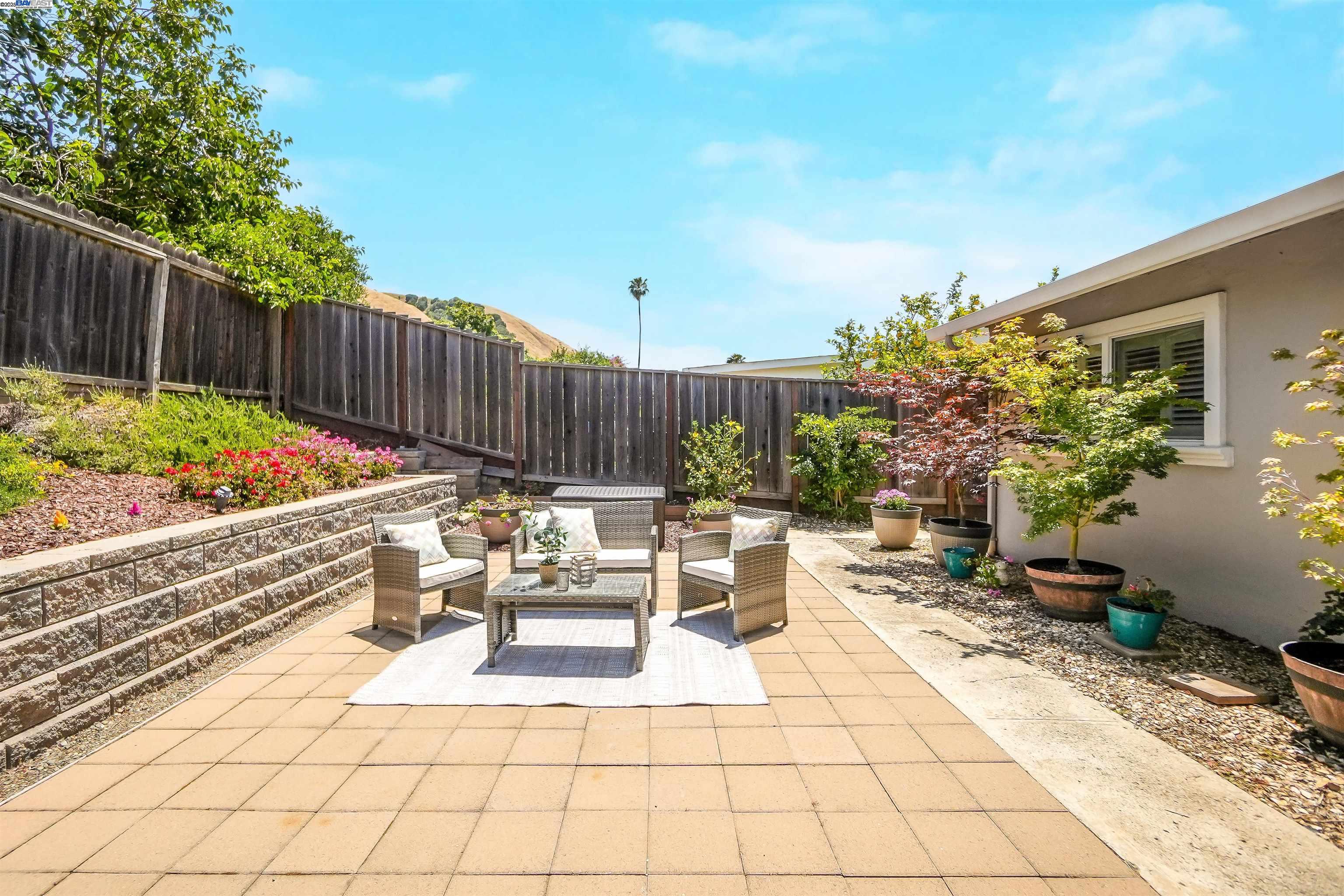 Detail Gallery Image 30 of 42 For 38392 Nebo Dr, Fremont,  CA 94536 - 3 Beds | 2 Baths
