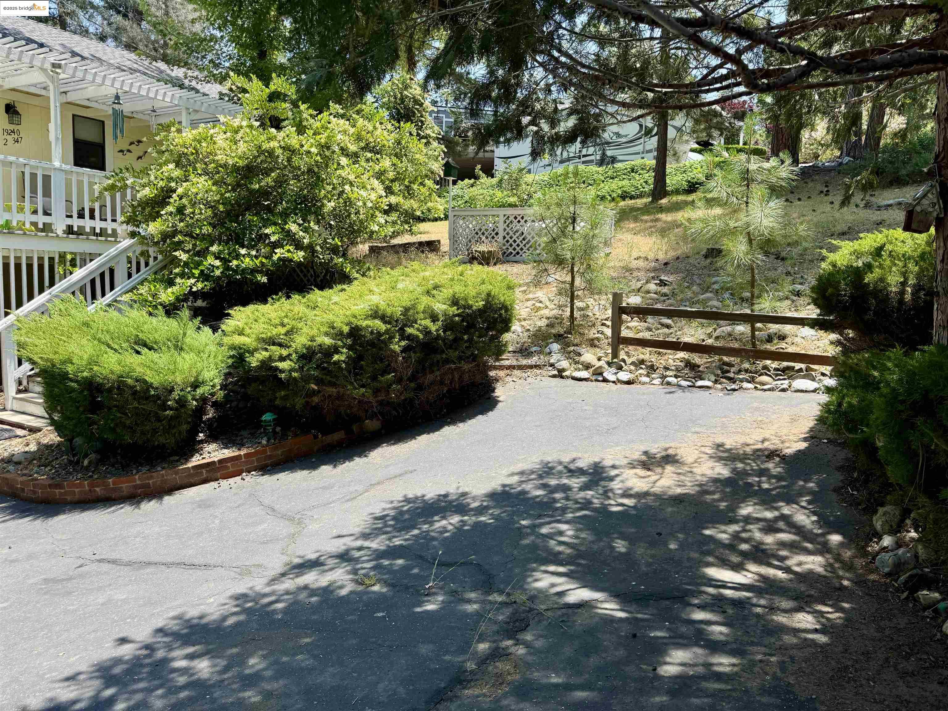 Detail Gallery Image 2 of 20 For 19240 James Cir, Groveland,  CA 95321 - 3 Beds | 2 Baths