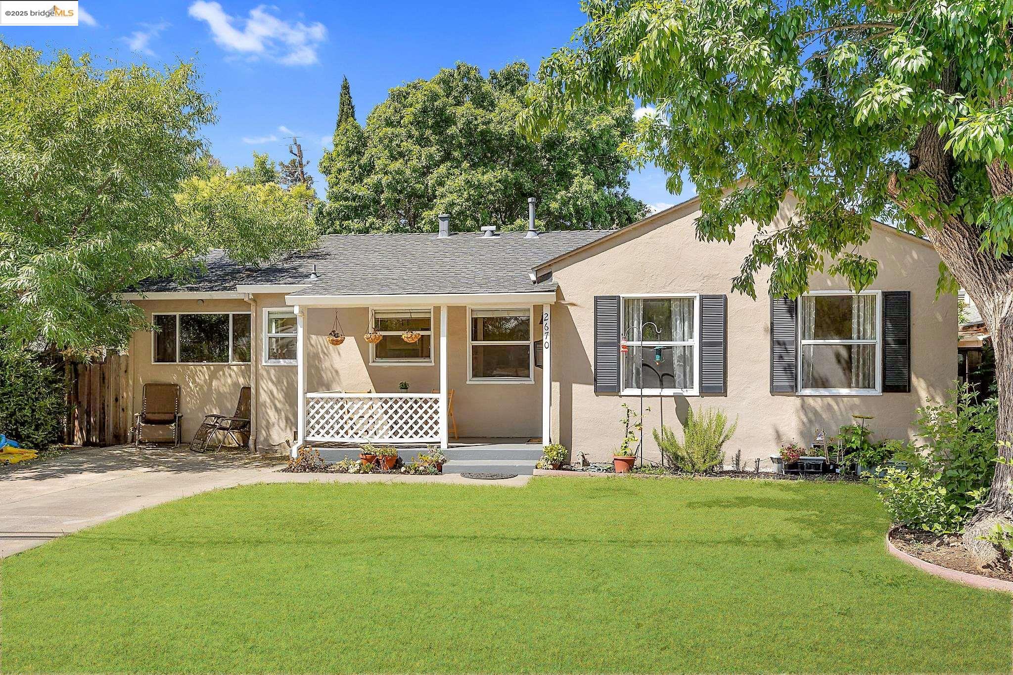 Detail Gallery Image 38 of 41 For 2670 Crescent Dr, Concord,  CA 94520 - 2 Beds | 2 Baths