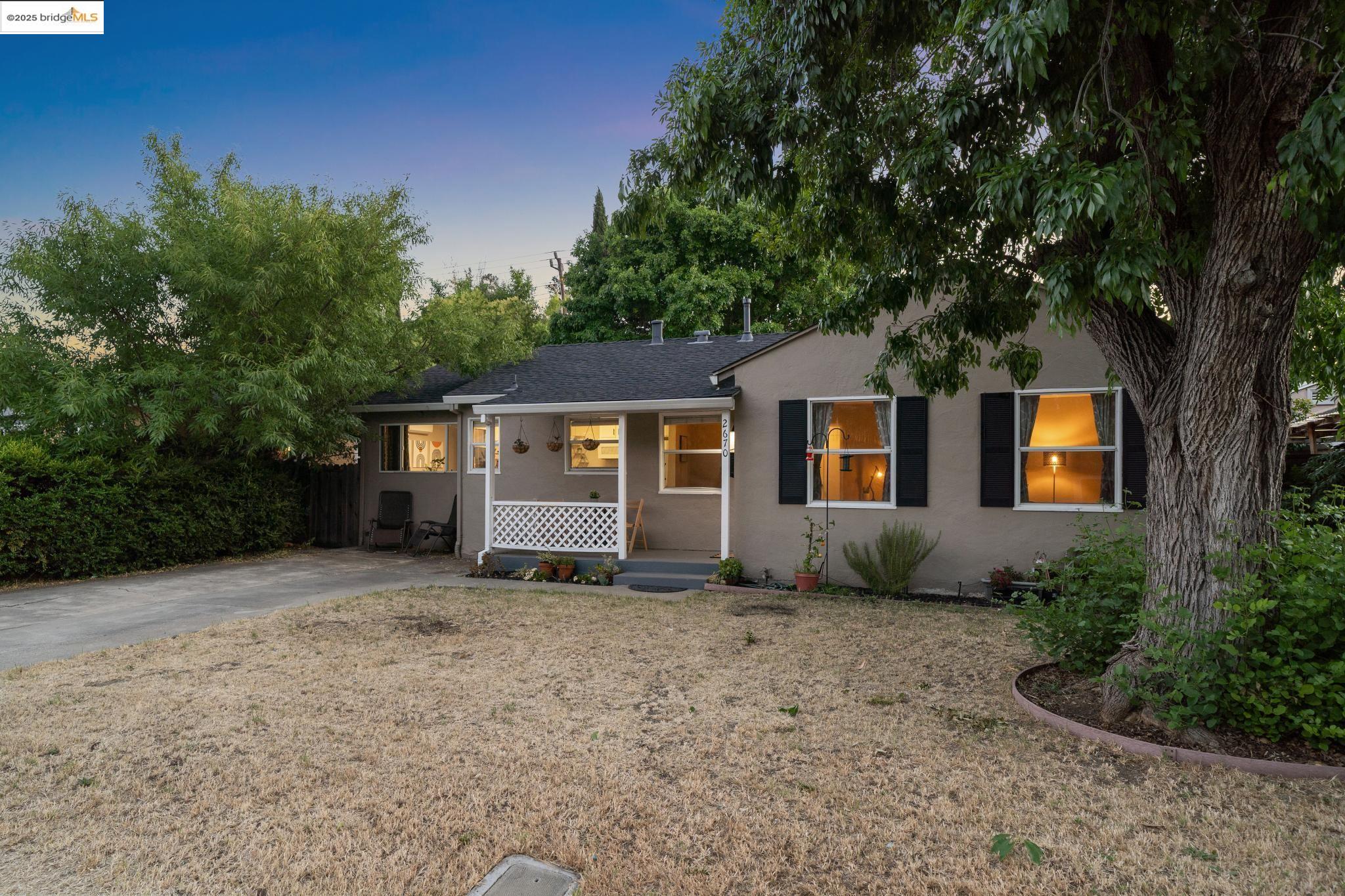 Detail Gallery Image 39 of 41 For 2670 Crescent Dr, Concord,  CA 94520 - 2 Beds | 2 Baths