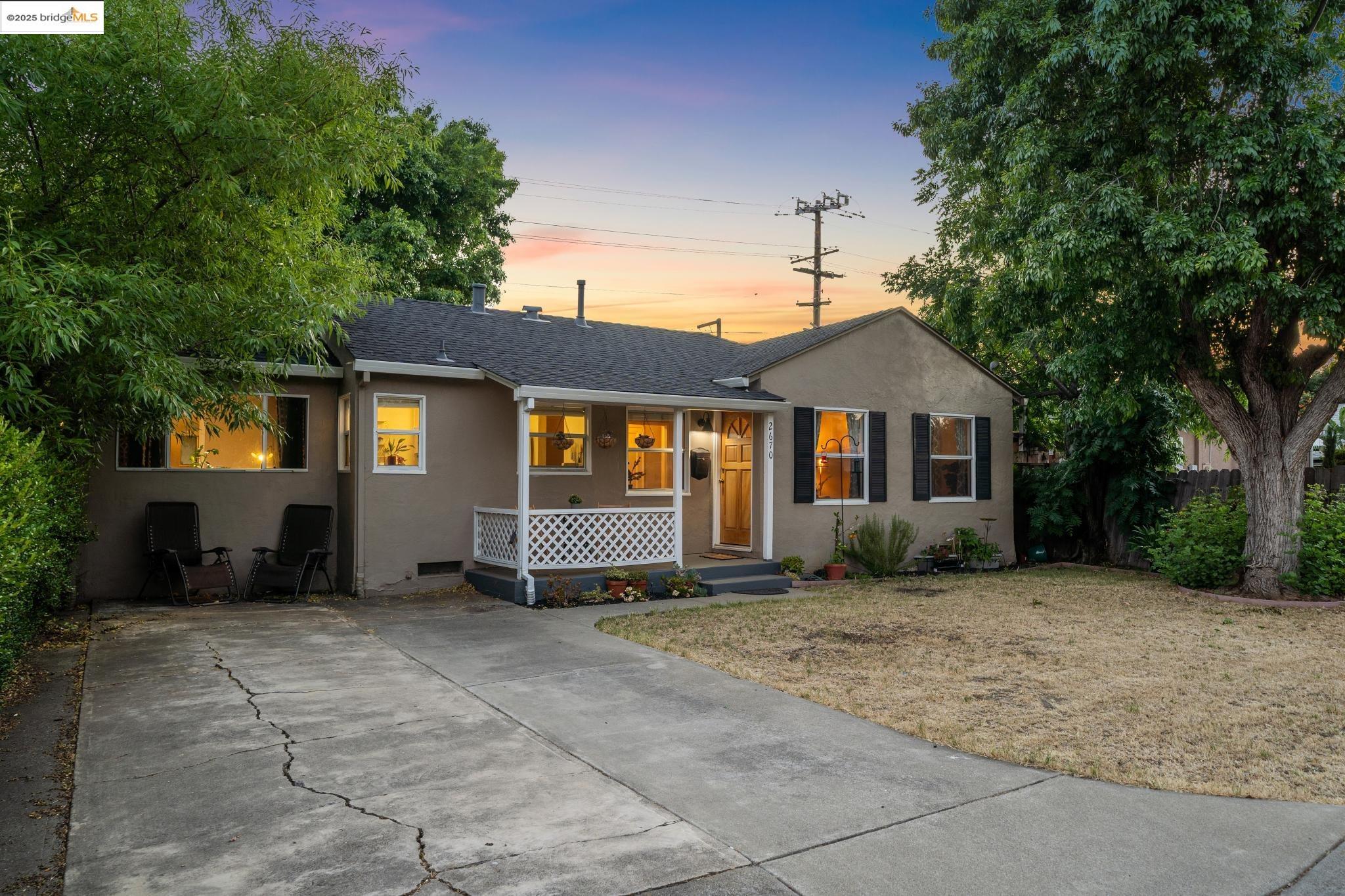Detail Gallery Image 40 of 41 For 2670 Crescent Dr, Concord,  CA 94520 - 2 Beds | 2 Baths