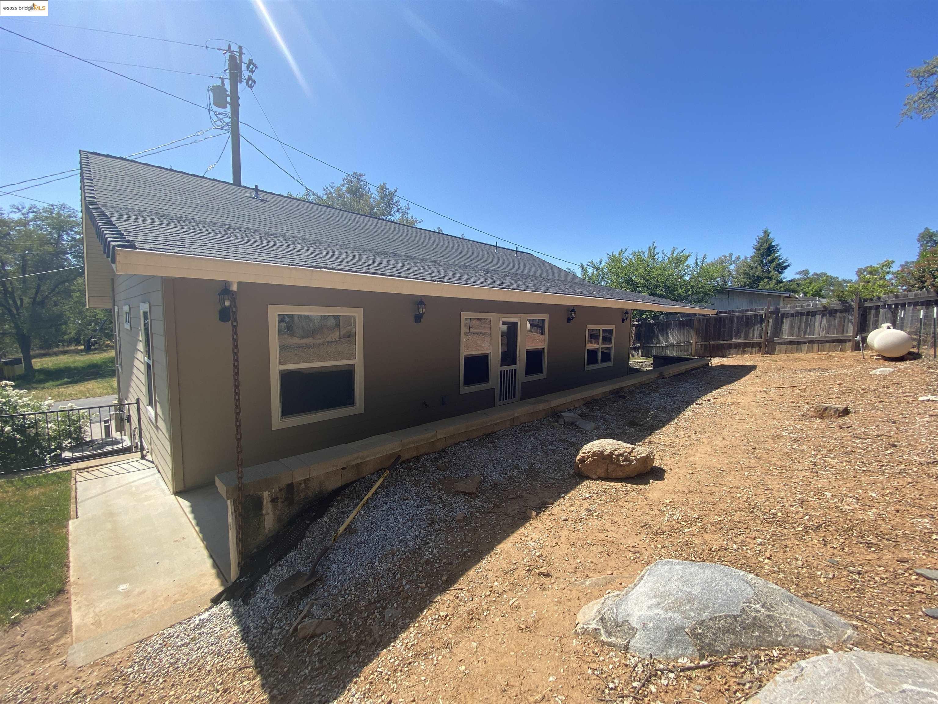 Detail Gallery Image 38 of 43 For 18211 Hammer Lane, Tuolumne,  CA 95379 - 3 Beds | 2 Baths