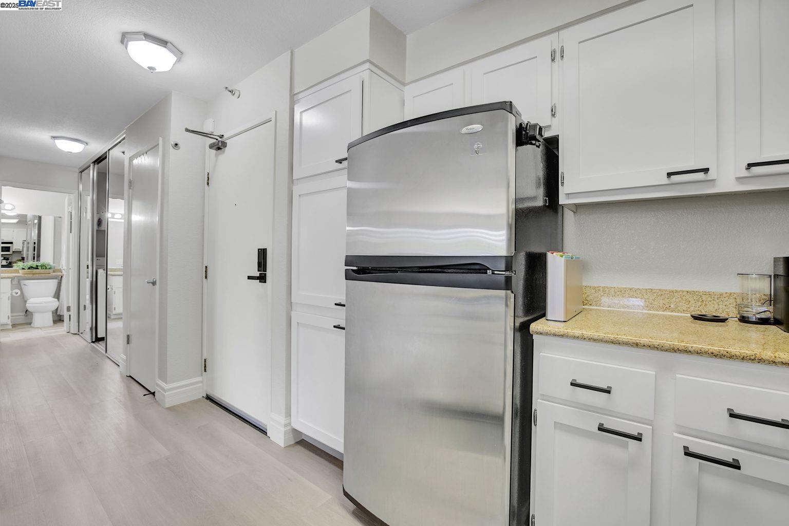 Photo #2: 41100108 Listing 
