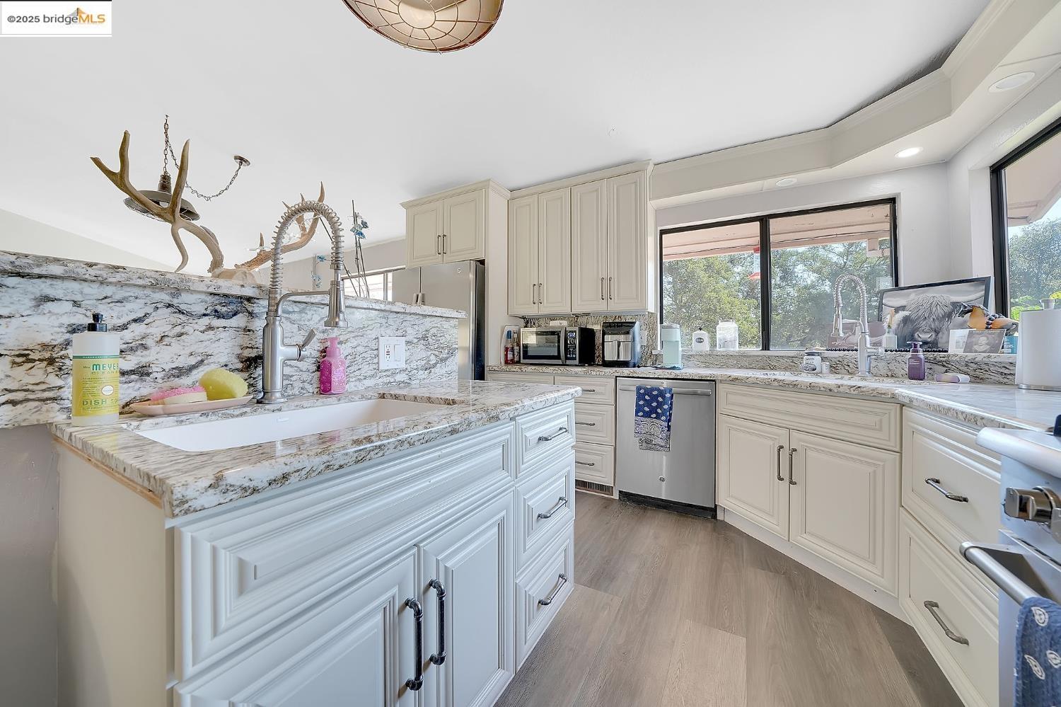 Detail Gallery Image 38 of 60 For 7190 Pool Station Rd 1, Angels Camp,  CA 95222 - 3 Beds | 3/1 Baths