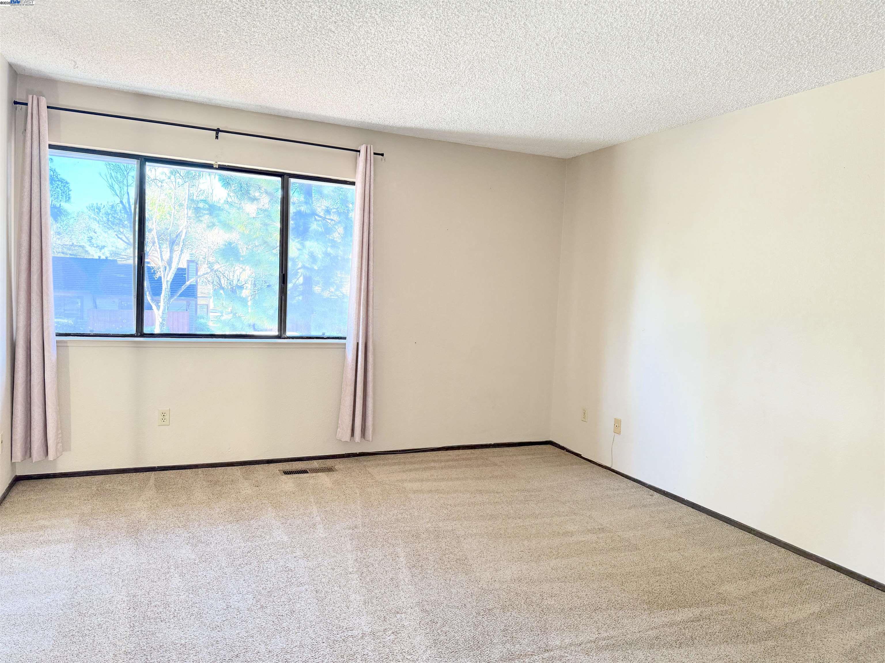 Detail Gallery Image 14 of 29 For 6100 Joaquin Murieta Ave #G,  Newark,  CA 94560 - 2 Beds | 1/1 Baths