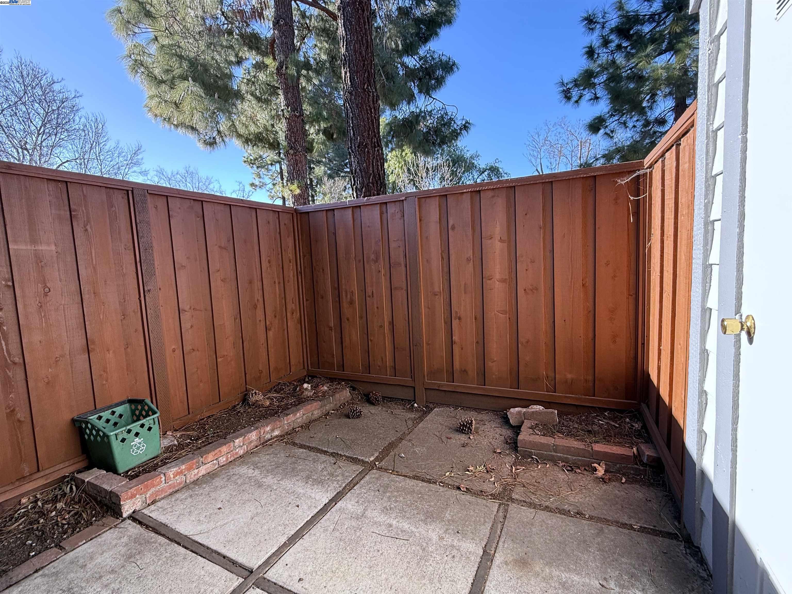 Detail Gallery Image 22 of 29 For 6100 Joaquin Murieta Ave #G,  Newark,  CA 94560 - 2 Beds | 1/1 Baths