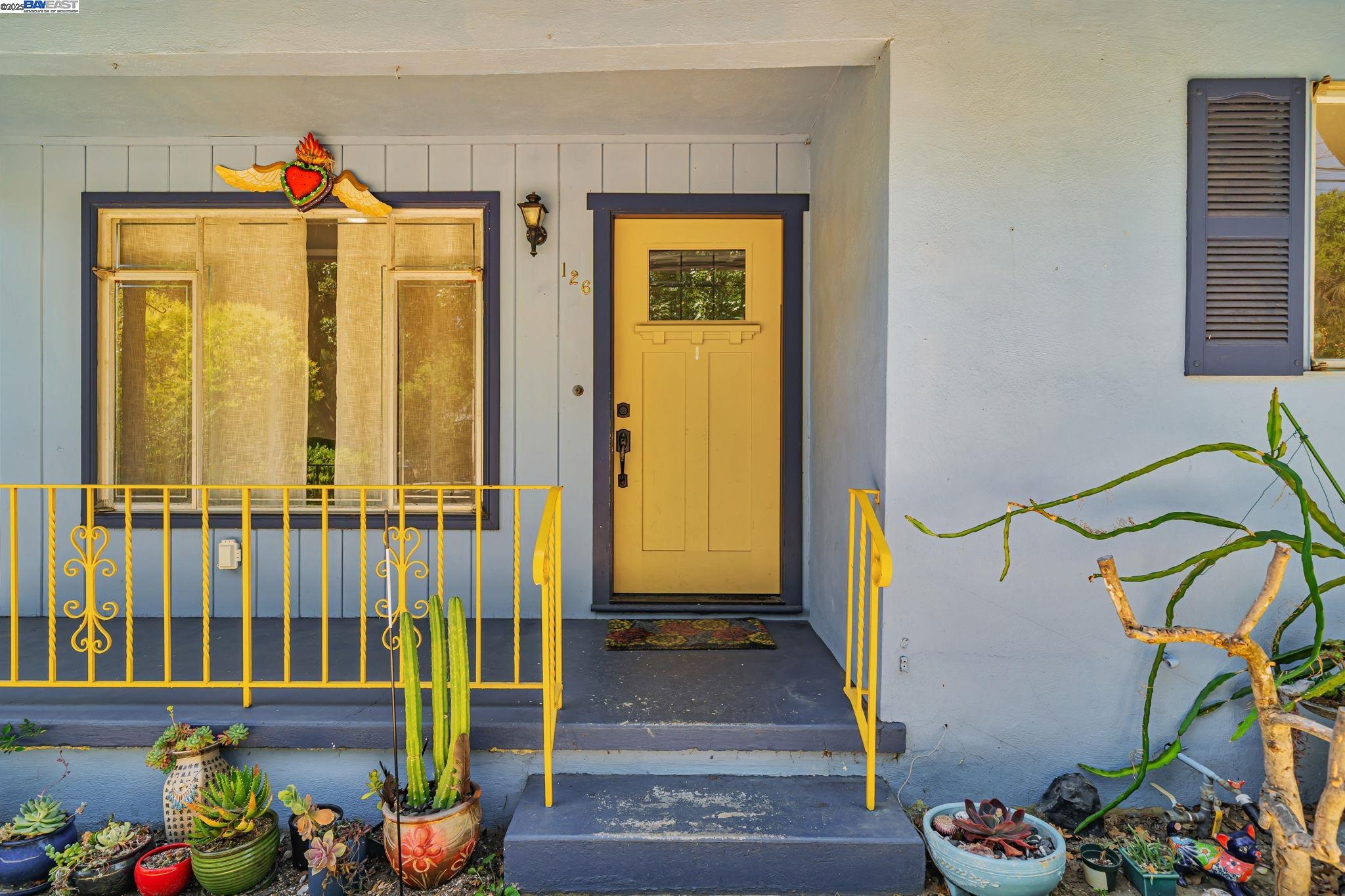 Detail Gallery Image 3 of 43 For 126 Kilkare Rd, Sunol,  CA 94586 - 4 Beds | 2 Baths