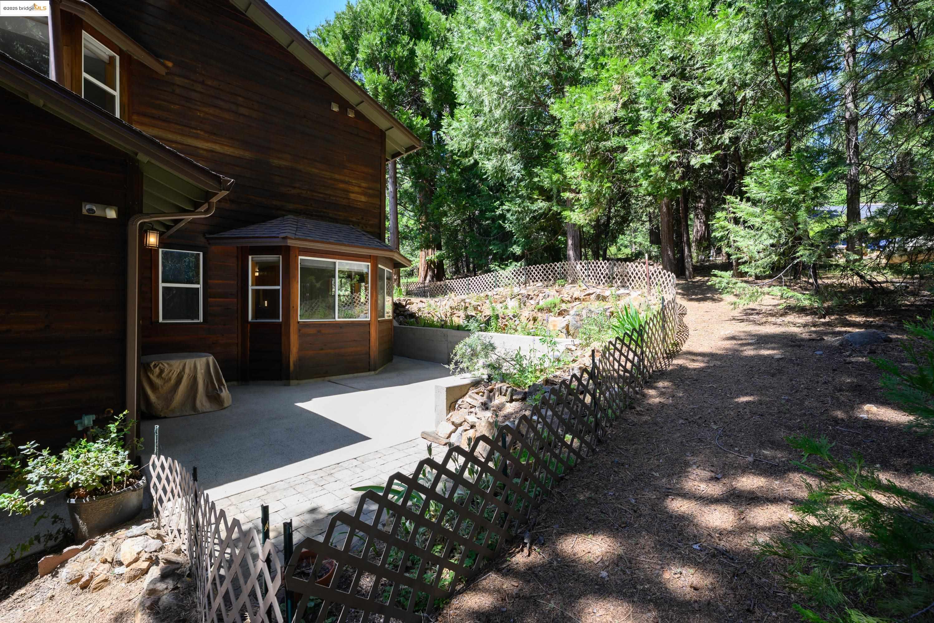 Detail Gallery Image 26 of 36 For 24051 Pine Lake Dr, Twain Harte,  CA 95383 - 3 Beds | 2/1 Baths