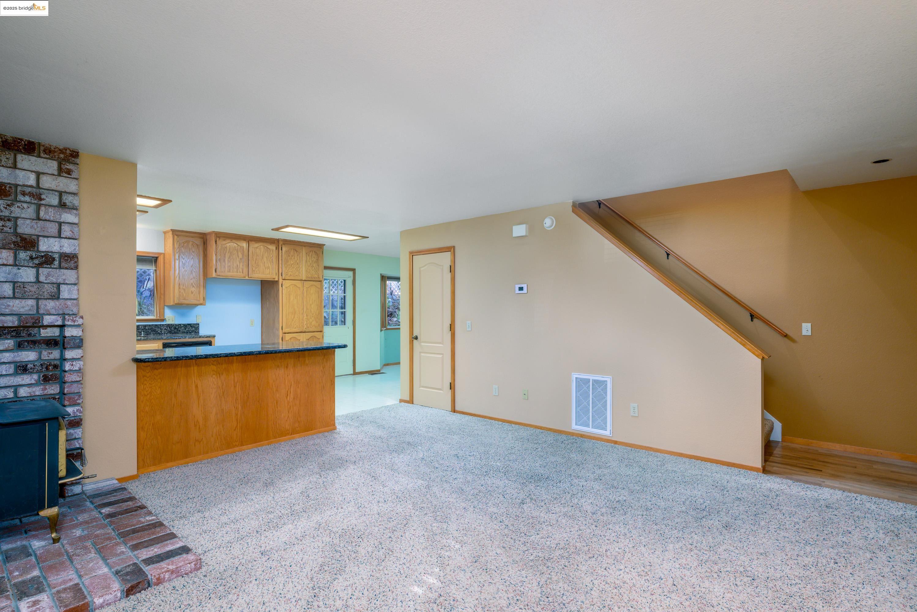 Detail Gallery Image 6 of 36 For 24051 Pine Lake Dr, Twain Harte,  CA 95383 - 3 Beds | 2/1 Baths