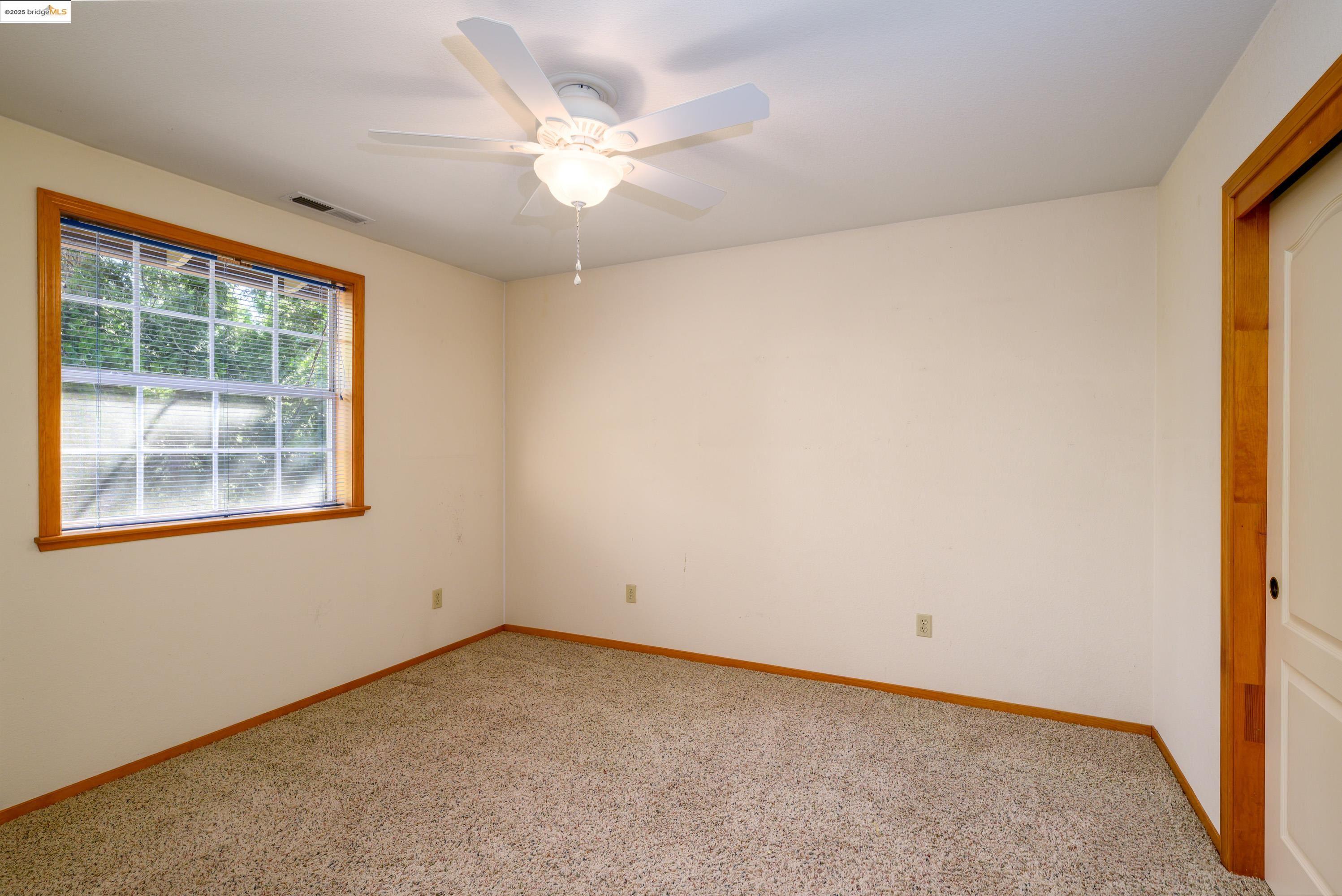 Detail Gallery Image 9 of 36 For 24051 Pine Lake Dr, Twain Harte,  CA 95383 - 3 Beds | 2/1 Baths