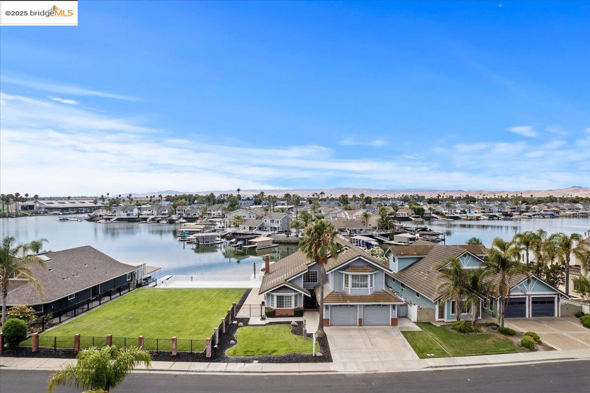 Detail Gallery Image 32 of 32 For 5752 Drakes Dr, Discovery Bay,  CA 94505 - 4 Beds | 3 Baths