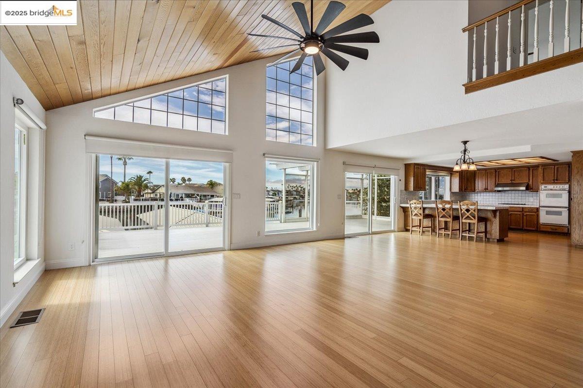 Detail Gallery Image 6 of 32 For 5752 Drakes Dr, Discovery Bay,  CA 94505 - 4 Beds | 3 Baths