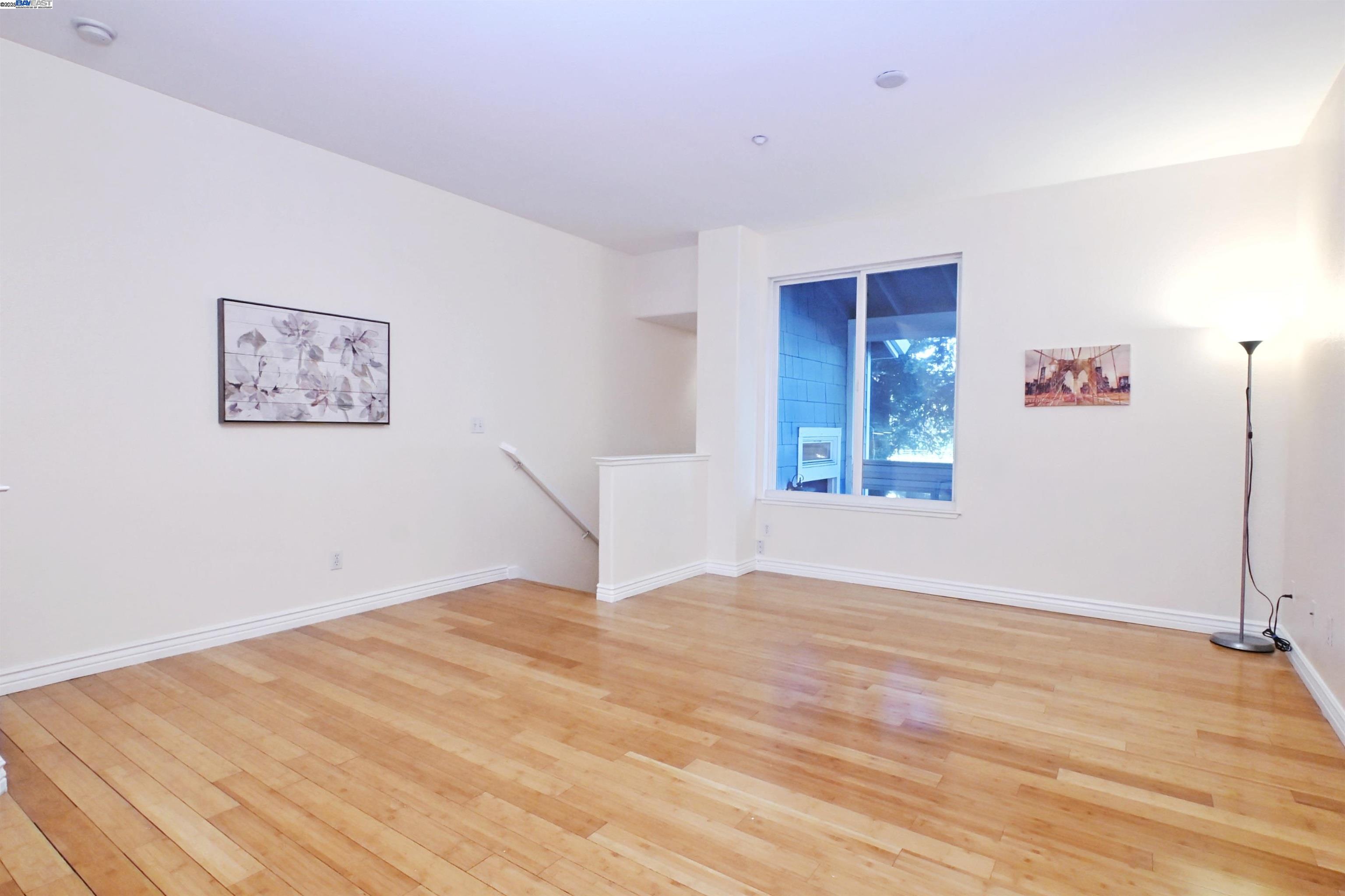 Photo #3: 41100127 Listing 