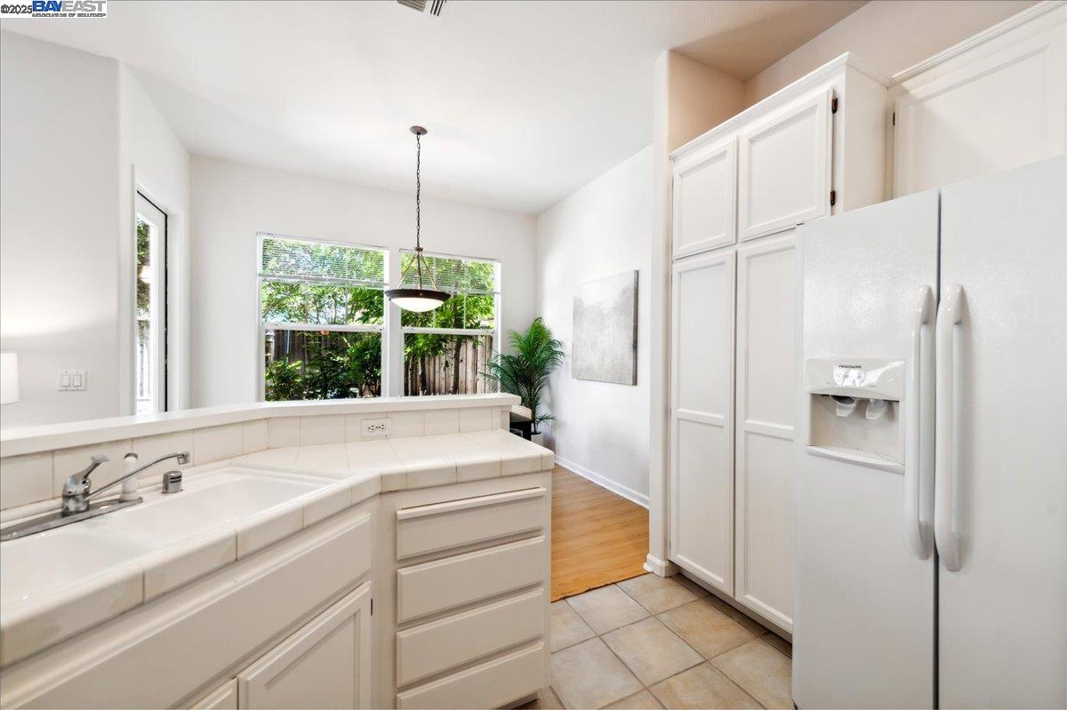 Detail Gallery Image 14 of 42 For 5129 Rappolla Ct, Pleasanton,  CA 94588 - 2 Beds | 2/1 Baths