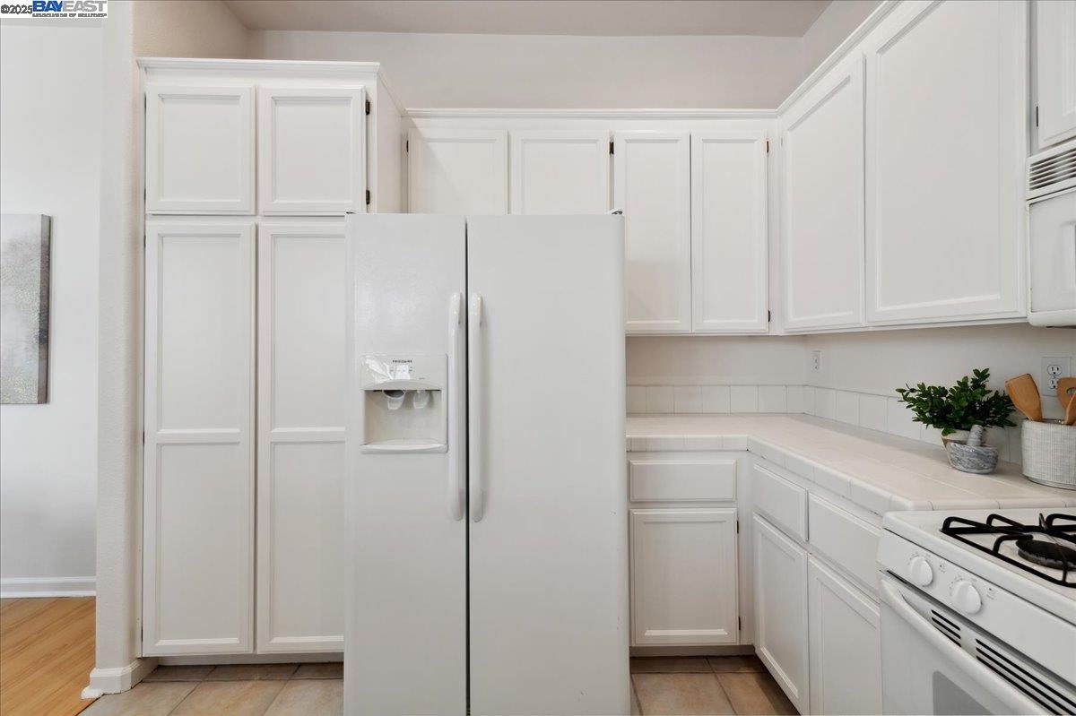 Detail Gallery Image 17 of 42 For 5129 Rappolla Ct, Pleasanton,  CA 94588 - 2 Beds | 2/1 Baths