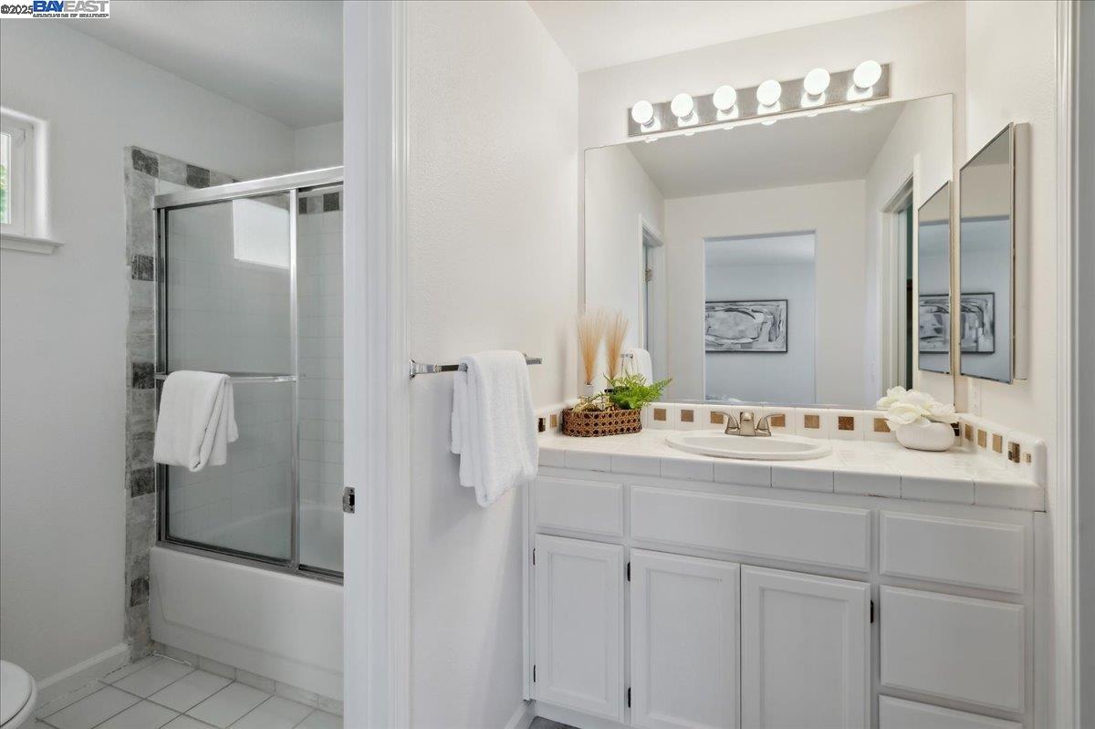 Detail Gallery Image 24 of 42 For 5129 Rappolla Ct, Pleasanton,  CA 94588 - 2 Beds | 2/1 Baths
