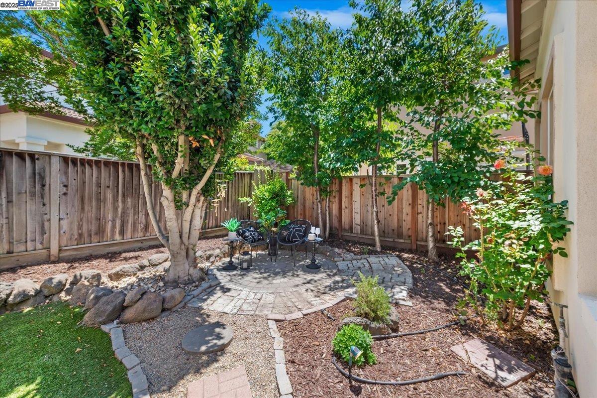 Detail Gallery Image 33 of 42 For 5129 Rappolla Ct, Pleasanton,  CA 94588 - 2 Beds | 2/1 Baths