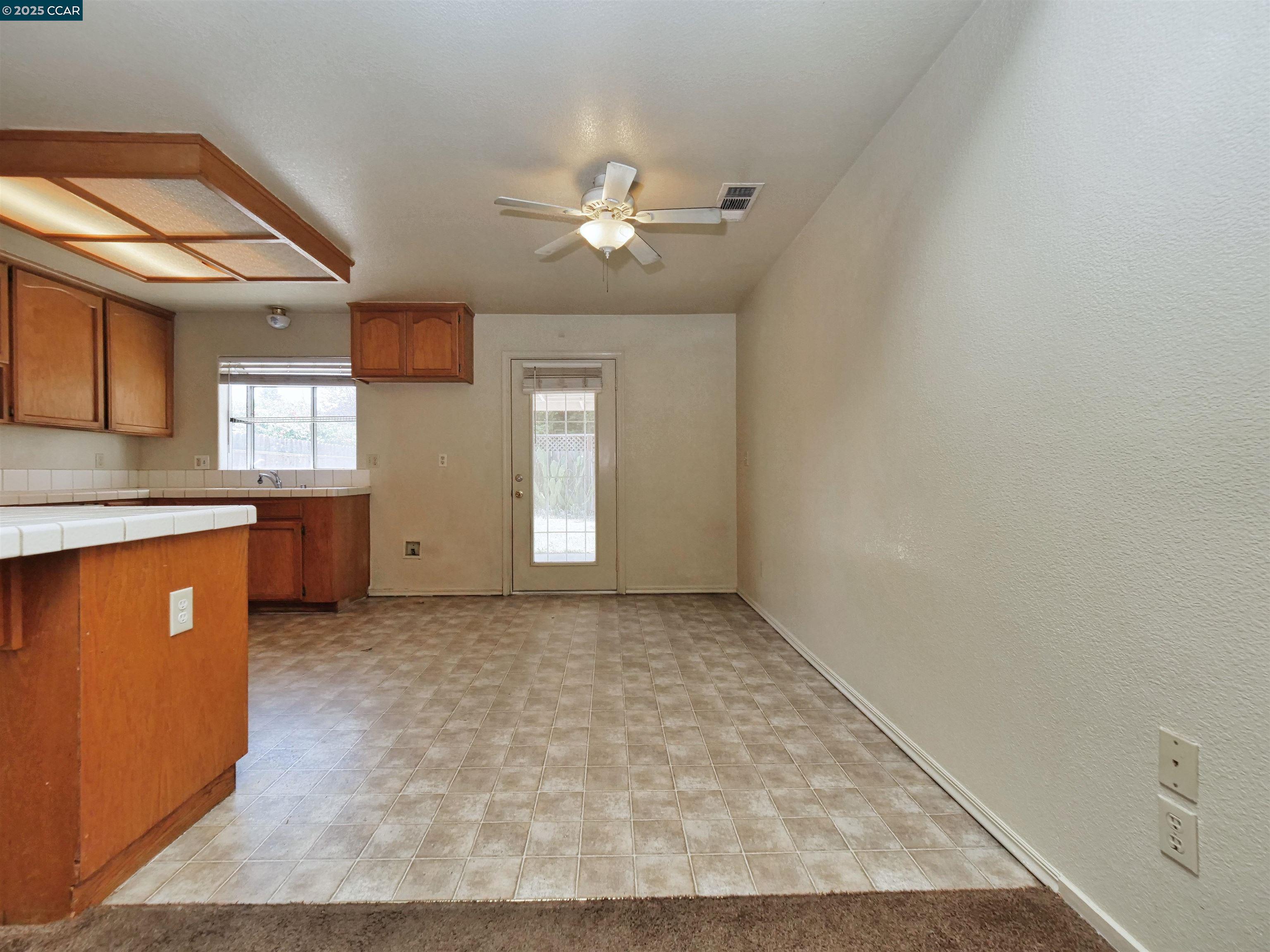 Detail Gallery Image 15 of 60 For 4212 Dunster Drive, Salida,  CA 95368-9728 - 4 Beds | 2 Baths