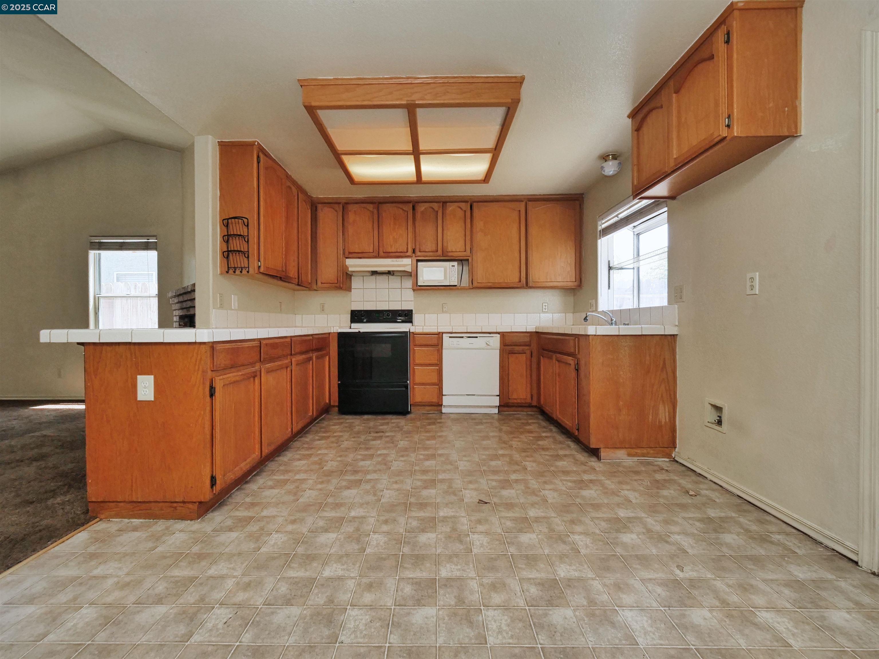 Detail Gallery Image 18 of 60 For 4212 Dunster Drive, Salida,  CA 95368-9728 - 4 Beds | 2 Baths