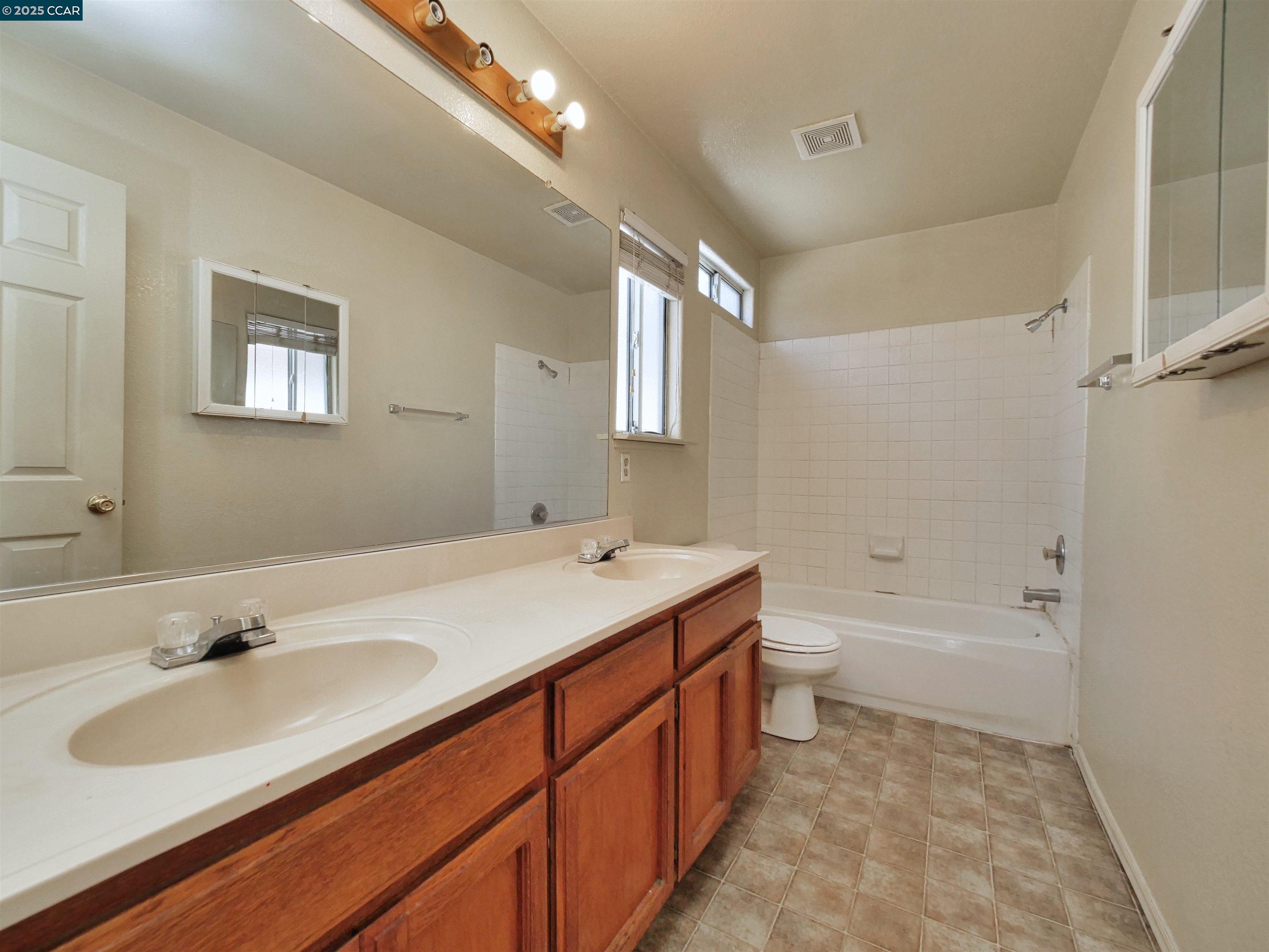 Detail Gallery Image 39 of 60 For 4212 Dunster Drive, Salida,  CA 95368-9728 - 4 Beds | 2 Baths