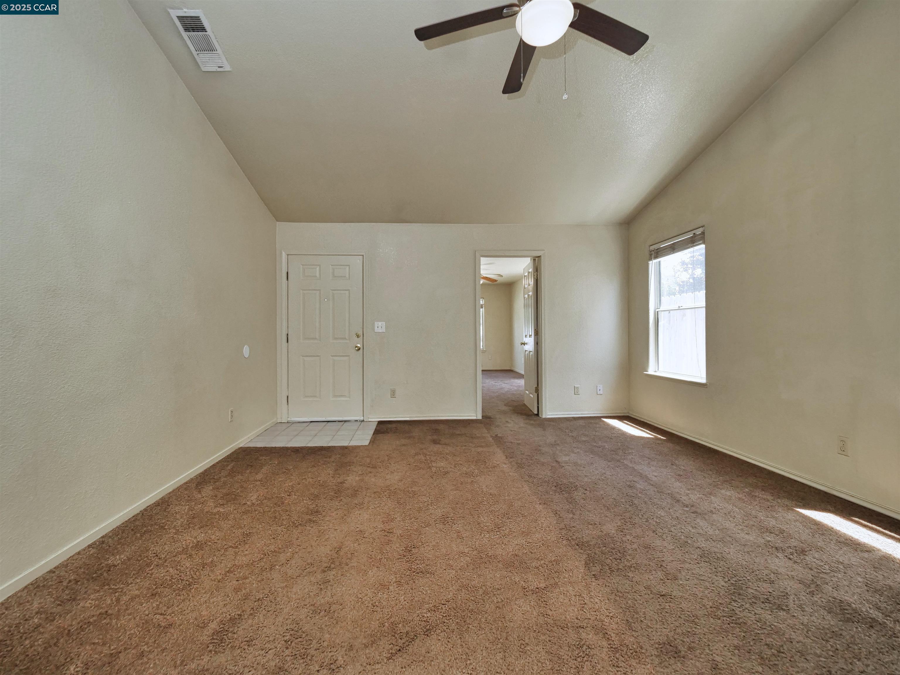 Detail Gallery Image 5 of 60 For 4212 Dunster Drive, Salida,  CA 95368-9728 - 4 Beds | 2 Baths