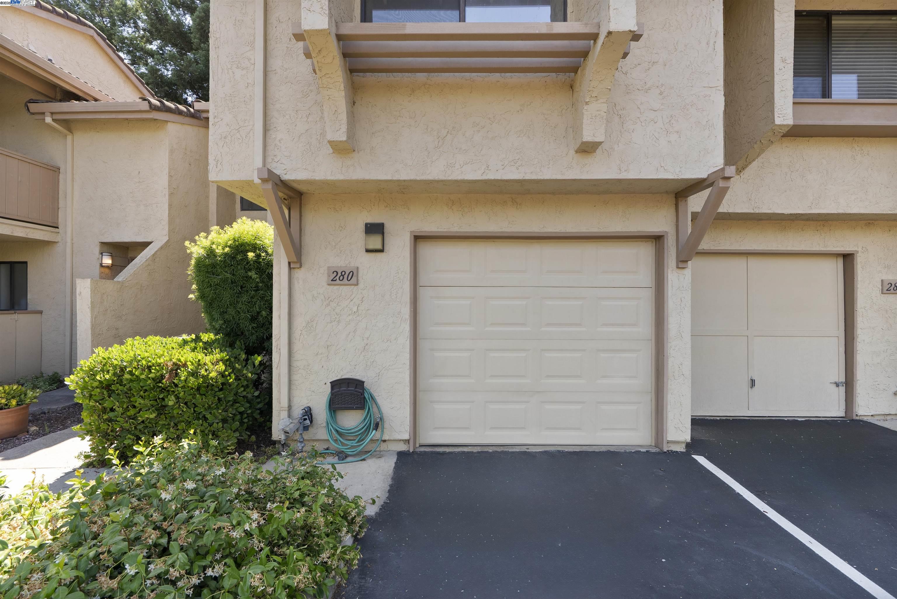 Photo #3: 41100135 Listing 