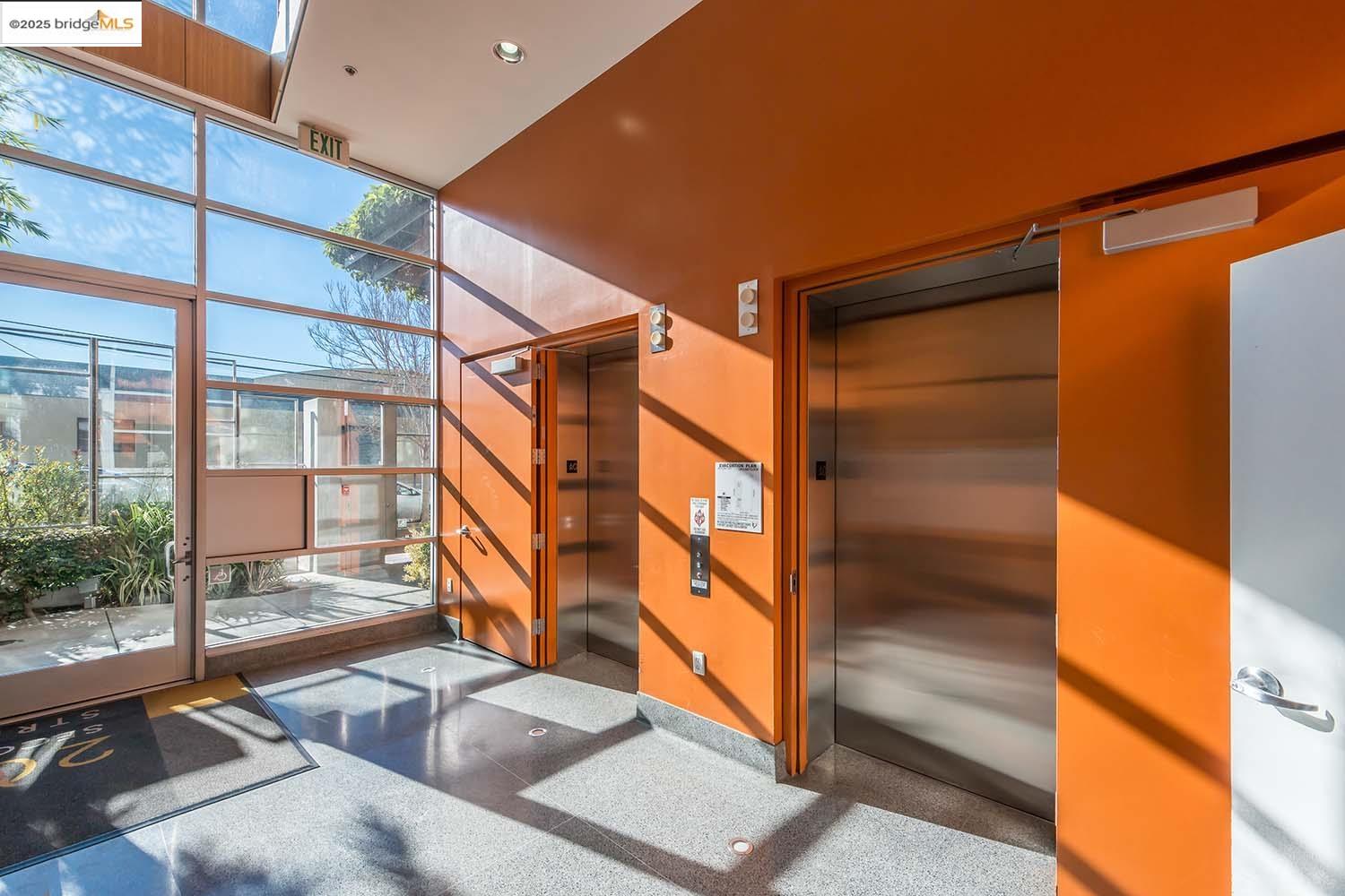 200 2nd Street # 215, Oakland, California 94607, 2 Bedrooms Bedrooms, 5 Rooms Rooms,2 BathroomsBathrooms,Residential Lease,For Rent,200 2nd Street # 215,41100137