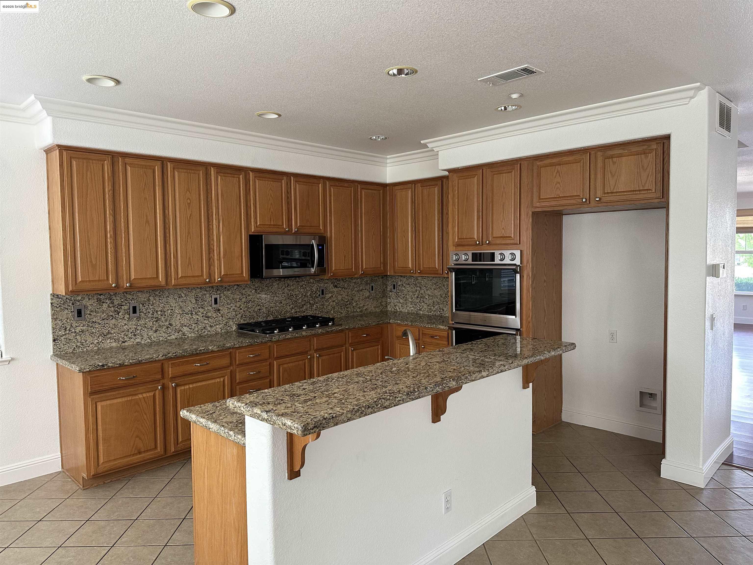2814 PASA TIEMPO DRIVE, Brentwood, California 95139, 4 Bedrooms Bedrooms, 10 Rooms Rooms,2 BathroomsBathrooms,Residential Lease,For Rent,2814 PASA TIEMPO DRIVE,41100142