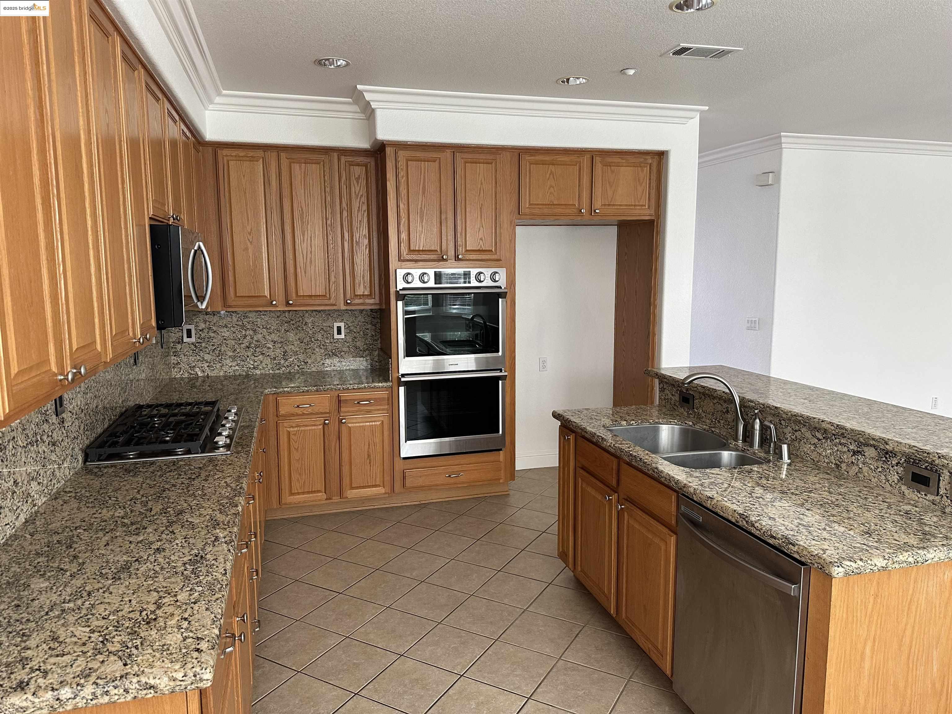 2814 PASA TIEMPO DRIVE, Brentwood, California 95139, 4 Bedrooms Bedrooms, 10 Rooms Rooms,2 BathroomsBathrooms,Residential Lease,For Rent,2814 PASA TIEMPO DRIVE,41100142