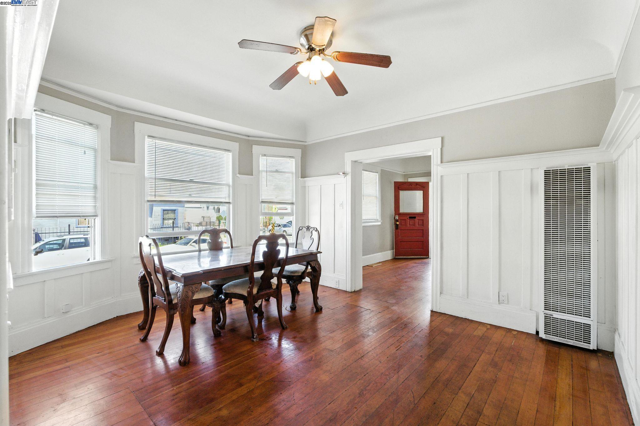 Detail Gallery Image 12 of 35 For 1829 Everett St, Alameda,  CA 94501 - 2 Beds | 1/1 Baths