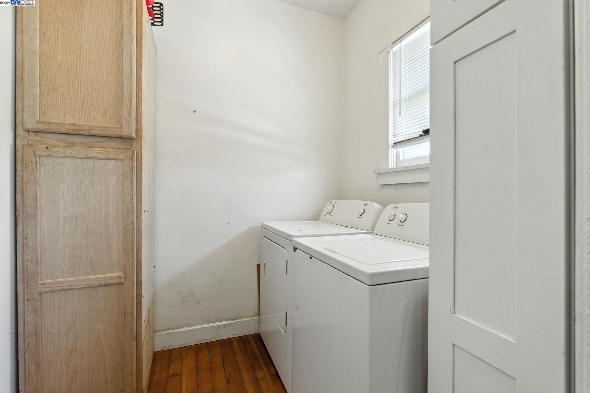 Detail Gallery Image 18 of 35 For 1829 Everett St, Alameda,  CA 94501 - 2 Beds | 1/1 Baths
