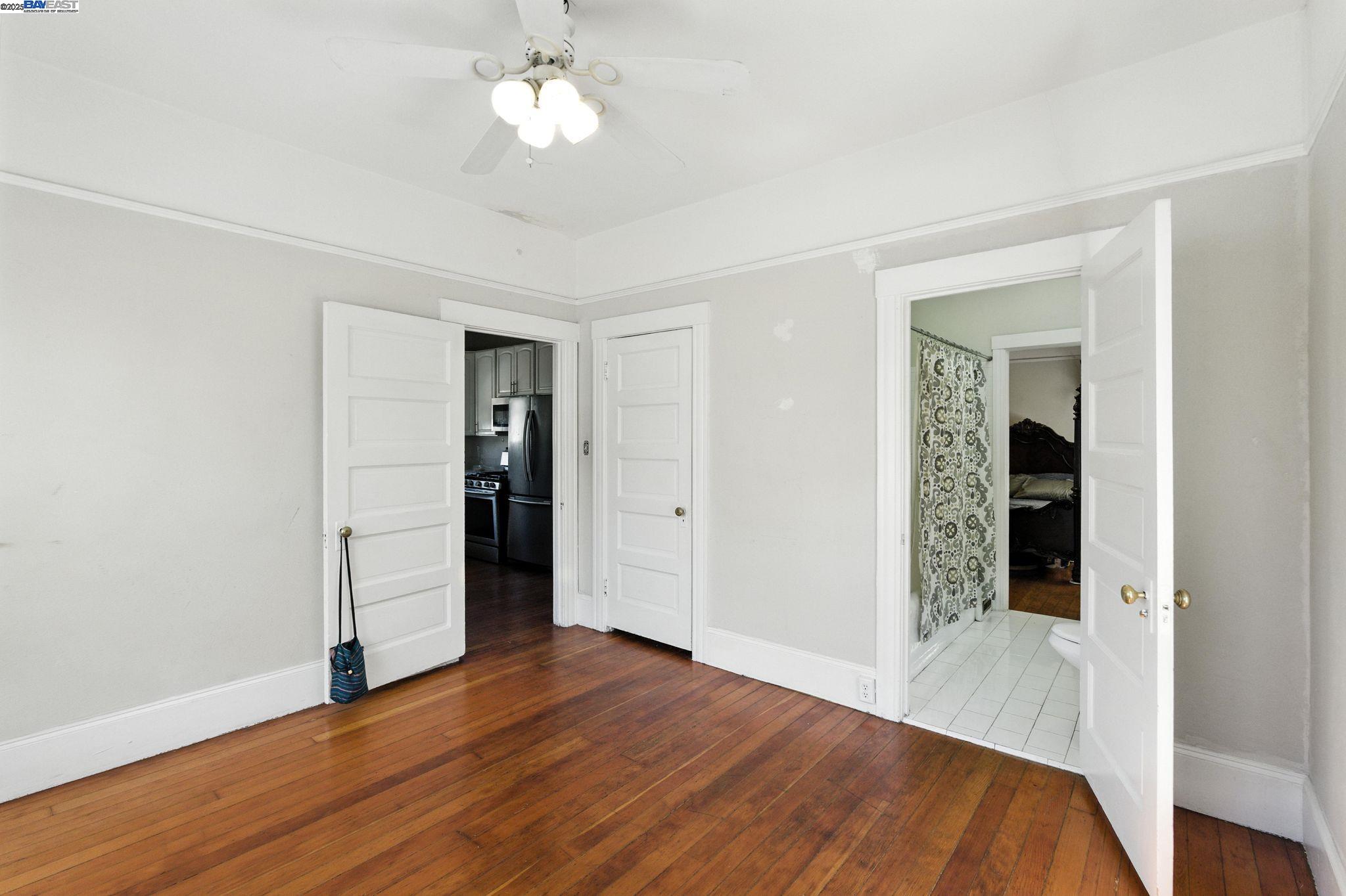 Detail Gallery Image 24 of 35 For 1829 Everett St, Alameda,  CA 94501 - 2 Beds | 1/1 Baths