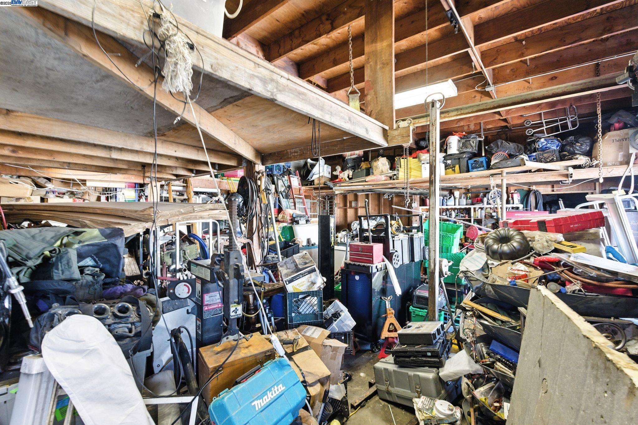 Detail Gallery Image 32 of 35 For 1829 Everett St, Alameda,  CA 94501 - 2 Beds | 1/1 Baths