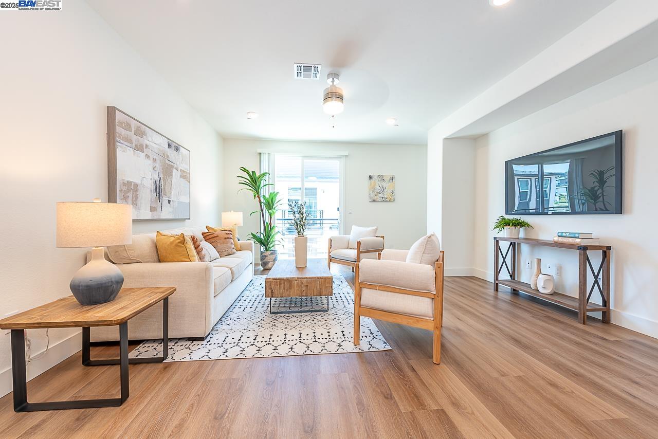 29709 Hansen St, Hayward, California 94544, 4 Bedrooms Bedrooms, 10 Rooms Rooms,3 BathroomsBathrooms,Residential,For Sale,29709 Hansen St,41100150