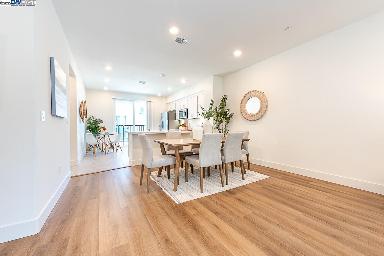 29709 Hansen St, Hayward, California 94544, 4 Bedrooms Bedrooms, 10 Rooms Rooms,3 BathroomsBathrooms,Residential,For Sale,29709 Hansen St,41100150