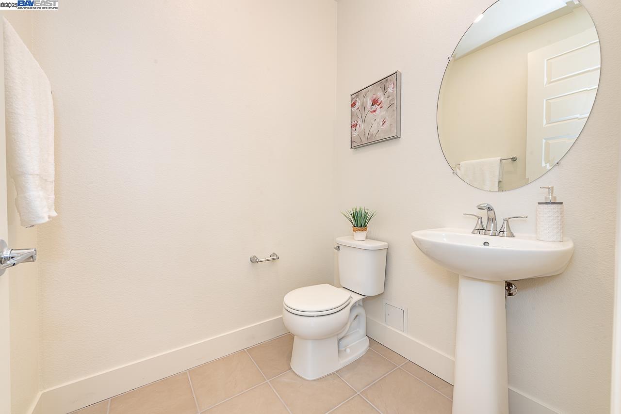 29709 Hansen St, Hayward, California 94544, 4 Bedrooms Bedrooms, 10 Rooms Rooms,3 BathroomsBathrooms,Residential,For Sale,29709 Hansen St,41100150