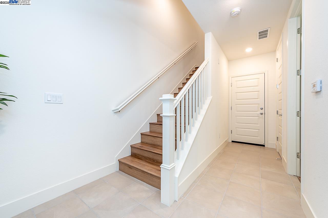 29709 Hansen St, Hayward, California 94544, 4 Bedrooms Bedrooms, 10 Rooms Rooms,3 BathroomsBathrooms,Residential,For Sale,29709 Hansen St,41100150