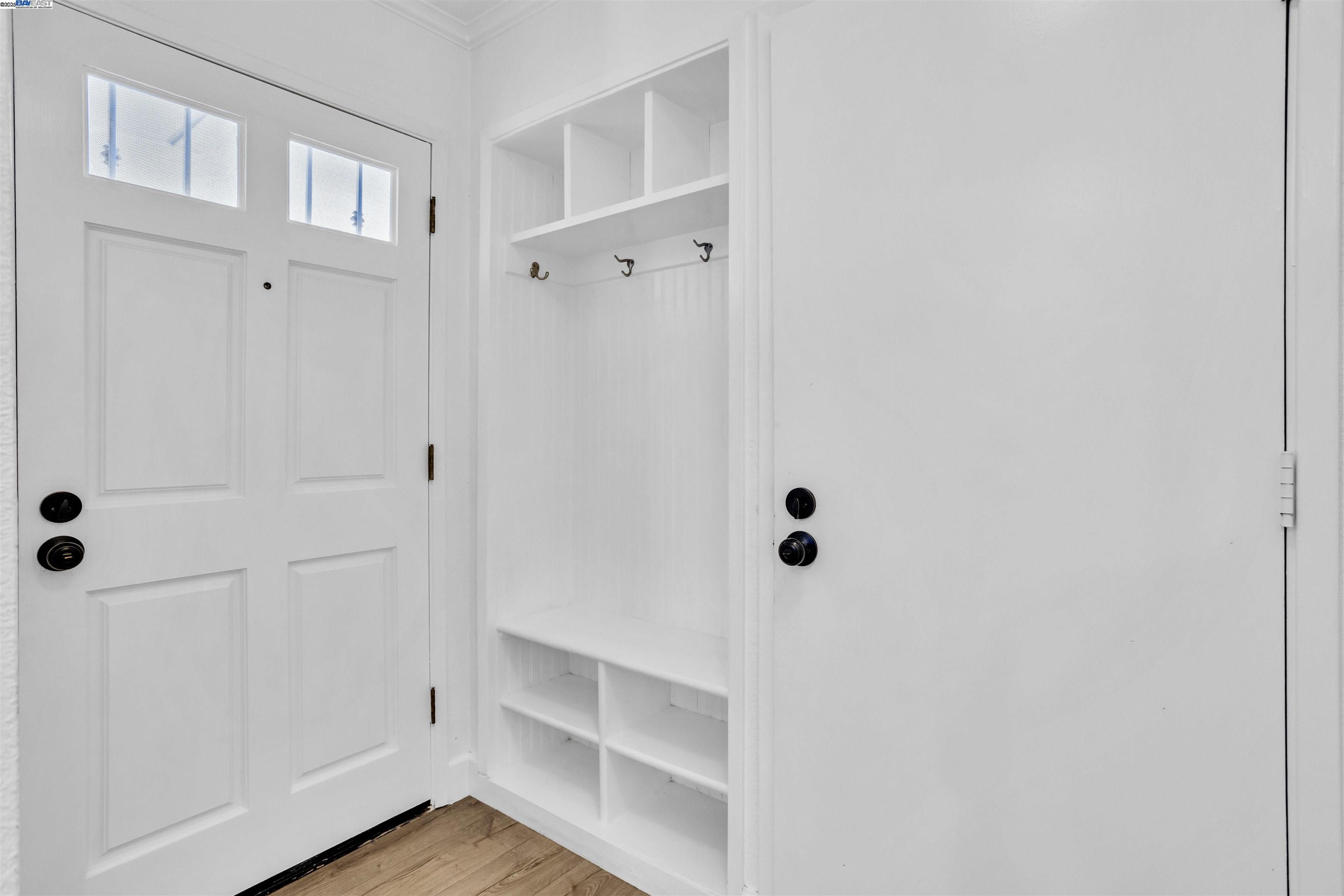 20340 Forest Ave # 4, Castro Valley, California 94546, 3 Bedrooms Bedrooms, 5 Rooms Rooms,2 BathroomsBathrooms,Residential,For Sale,20340 Forest Ave # 4,41100151