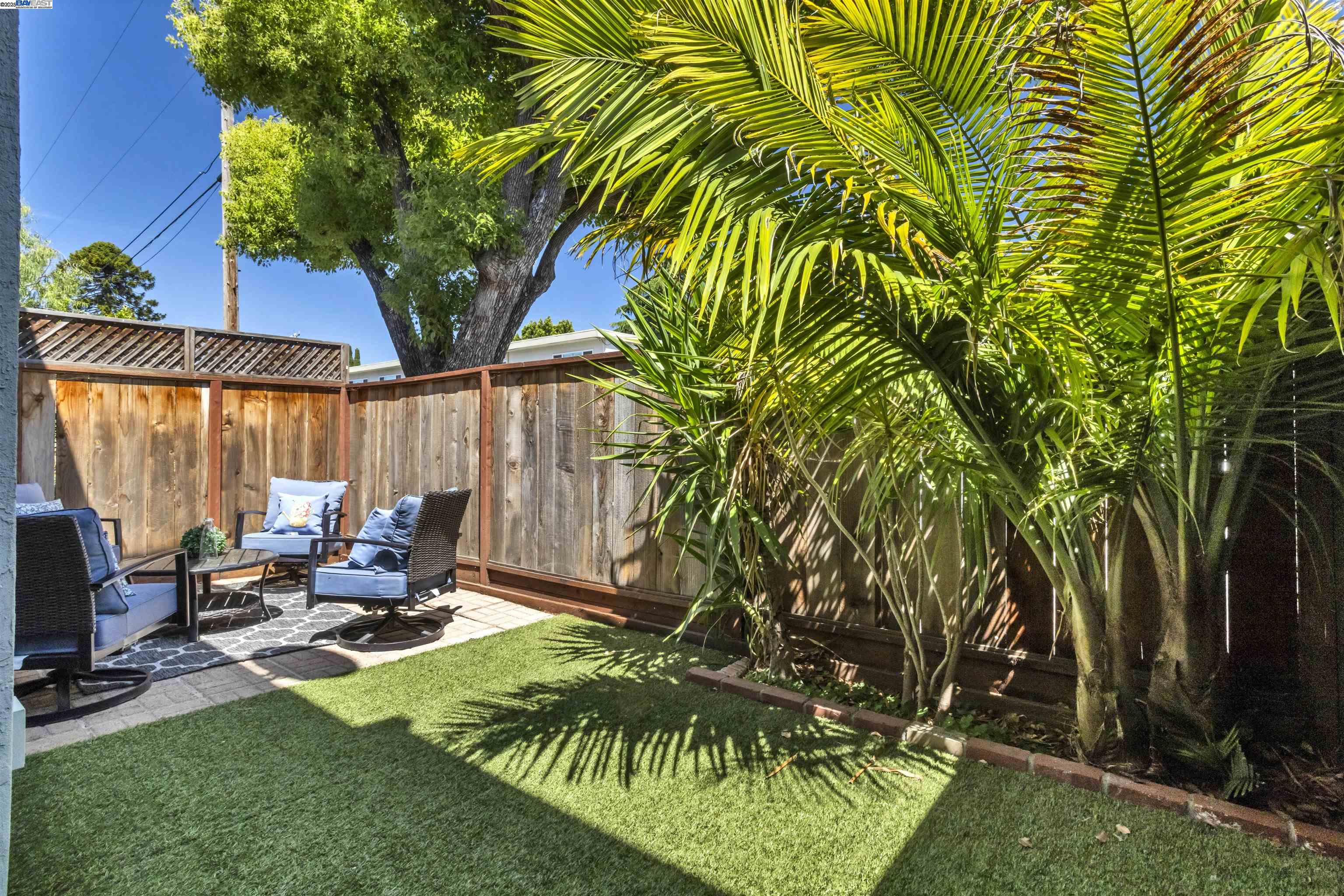 20340 Forest Ave # 4, Castro Valley, California 94546, 3 Bedrooms Bedrooms, 5 Rooms Rooms,2 BathroomsBathrooms,Residential,For Sale,20340 Forest Ave # 4,41100151