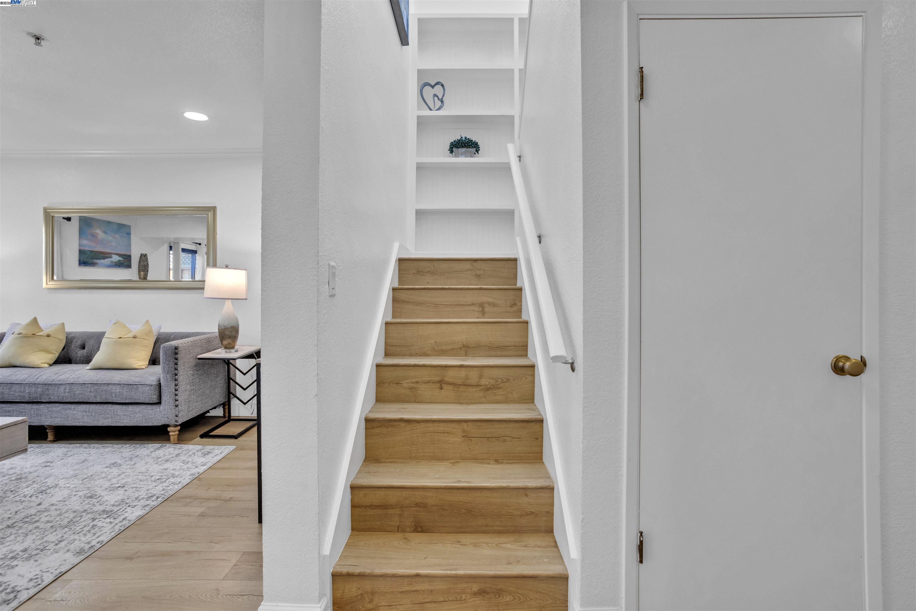 20340 Forest Ave # 4, Castro Valley, California 94546, 3 Bedrooms Bedrooms, 5 Rooms Rooms,2 BathroomsBathrooms,Residential,For Sale,20340 Forest Ave # 4,41100151